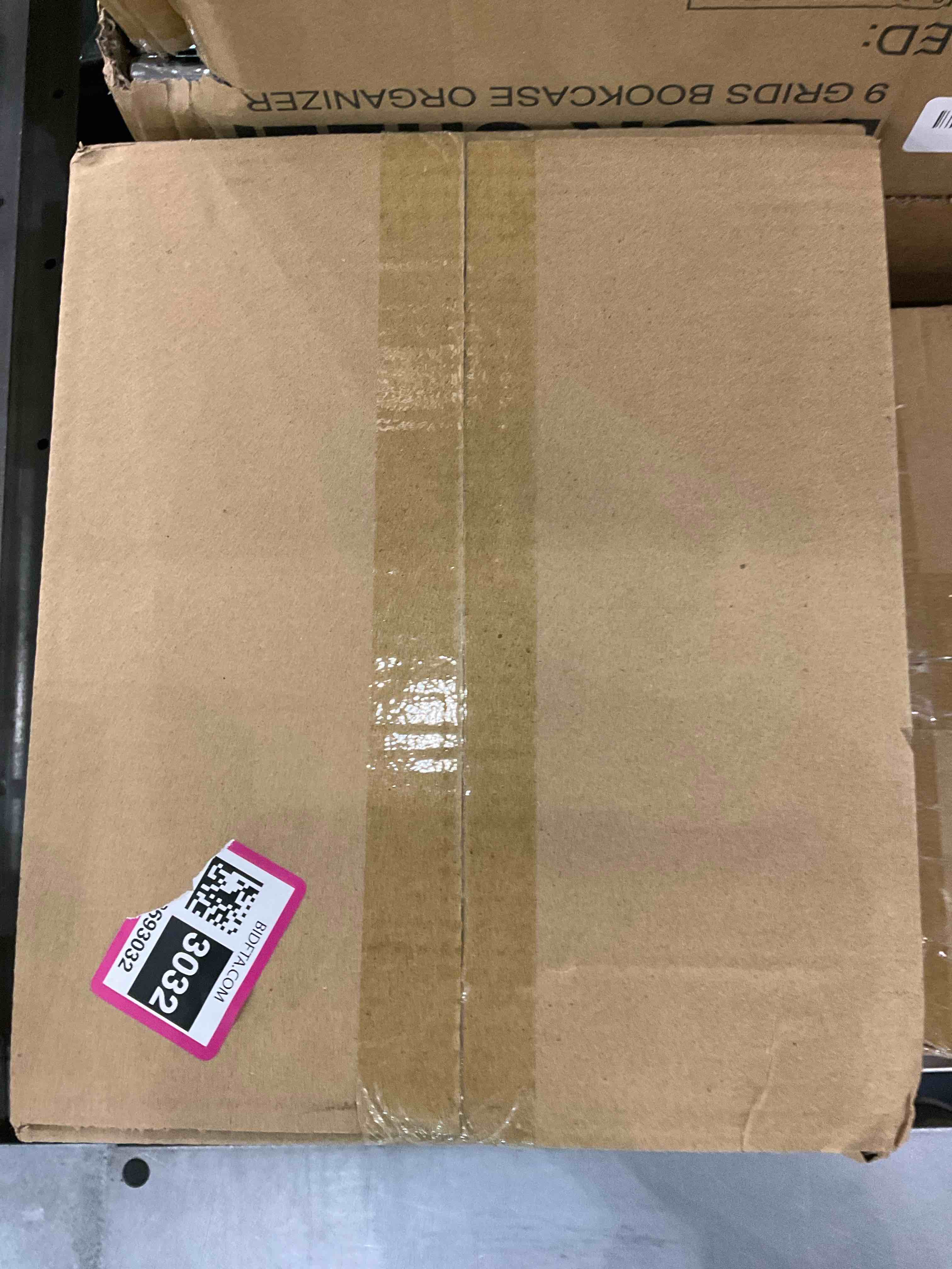 https://s3.amazonaws.com/lotting-images-prod/bidfta/EXS00693032_1700659742923.jpeg