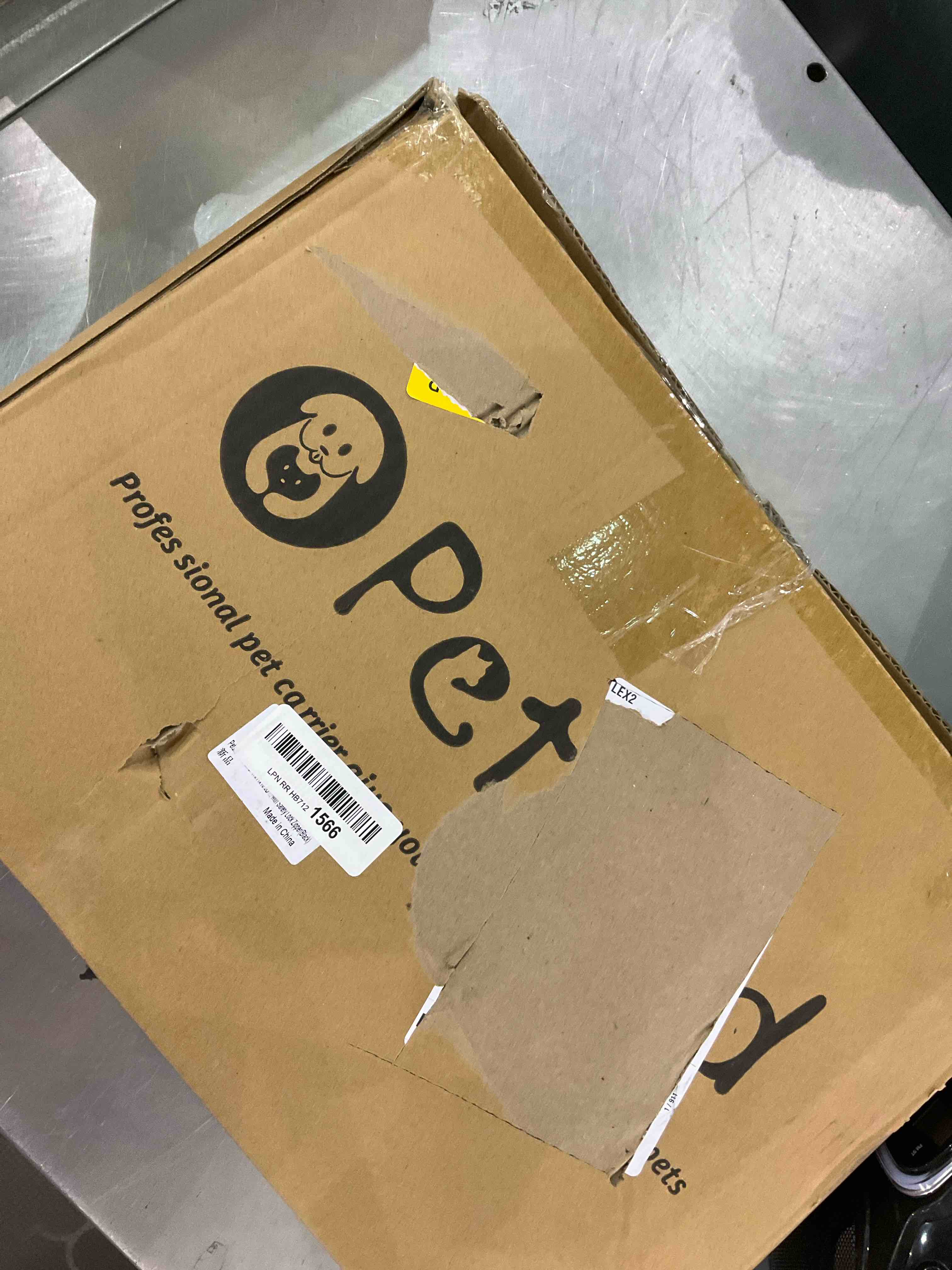 https://s3.amazonaws.com/lotting-images-prod/bidfta/EXS00694384_1699364518631.jpeg