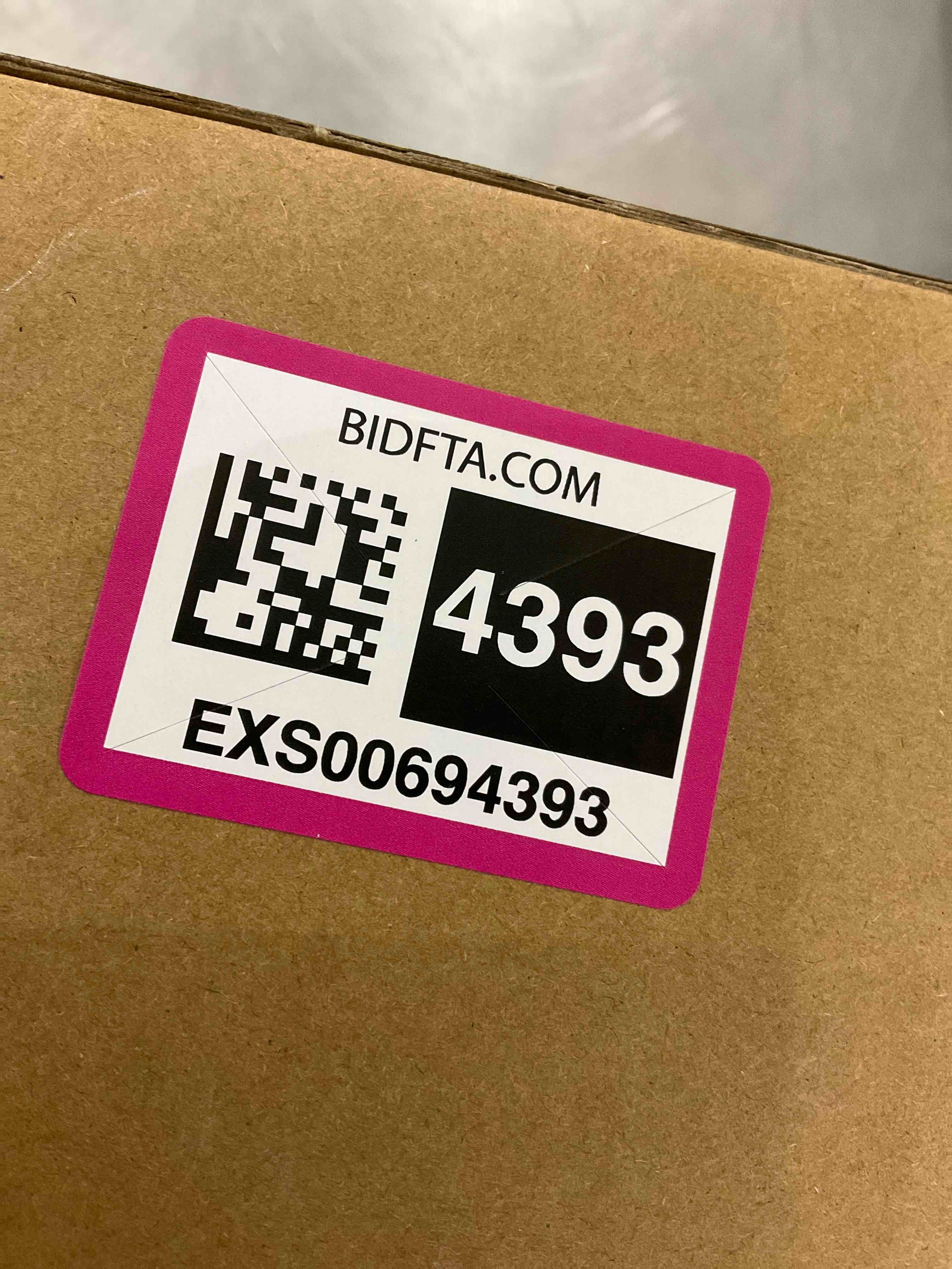 https://s3.amazonaws.com/lotting-images-prod/bidfta/EXS00694393_1699367698199.jpeg