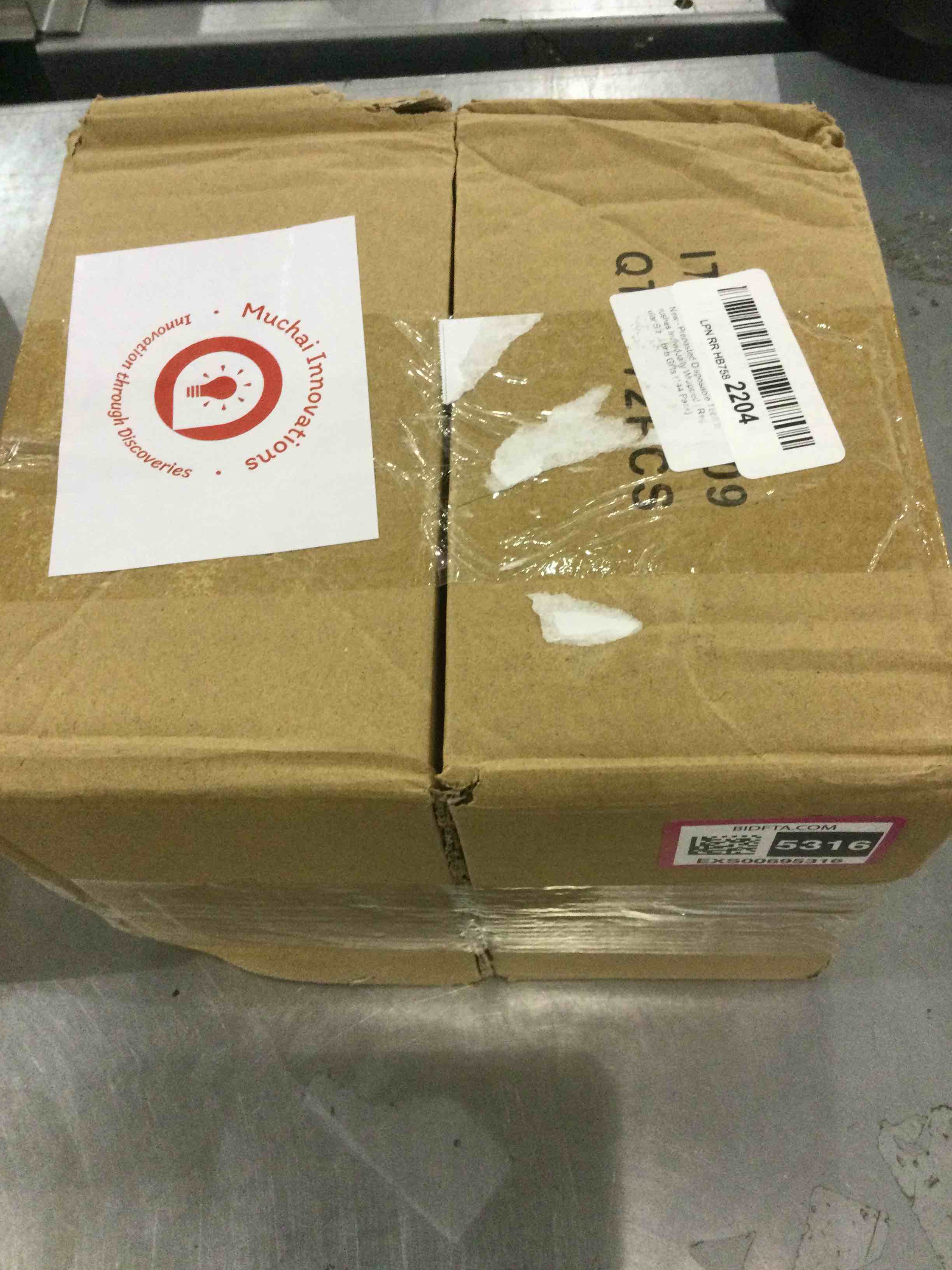 https://s3.amazonaws.com/lotting-images-prod/bidfta/EXS00695316_1698692870783.jpeg
