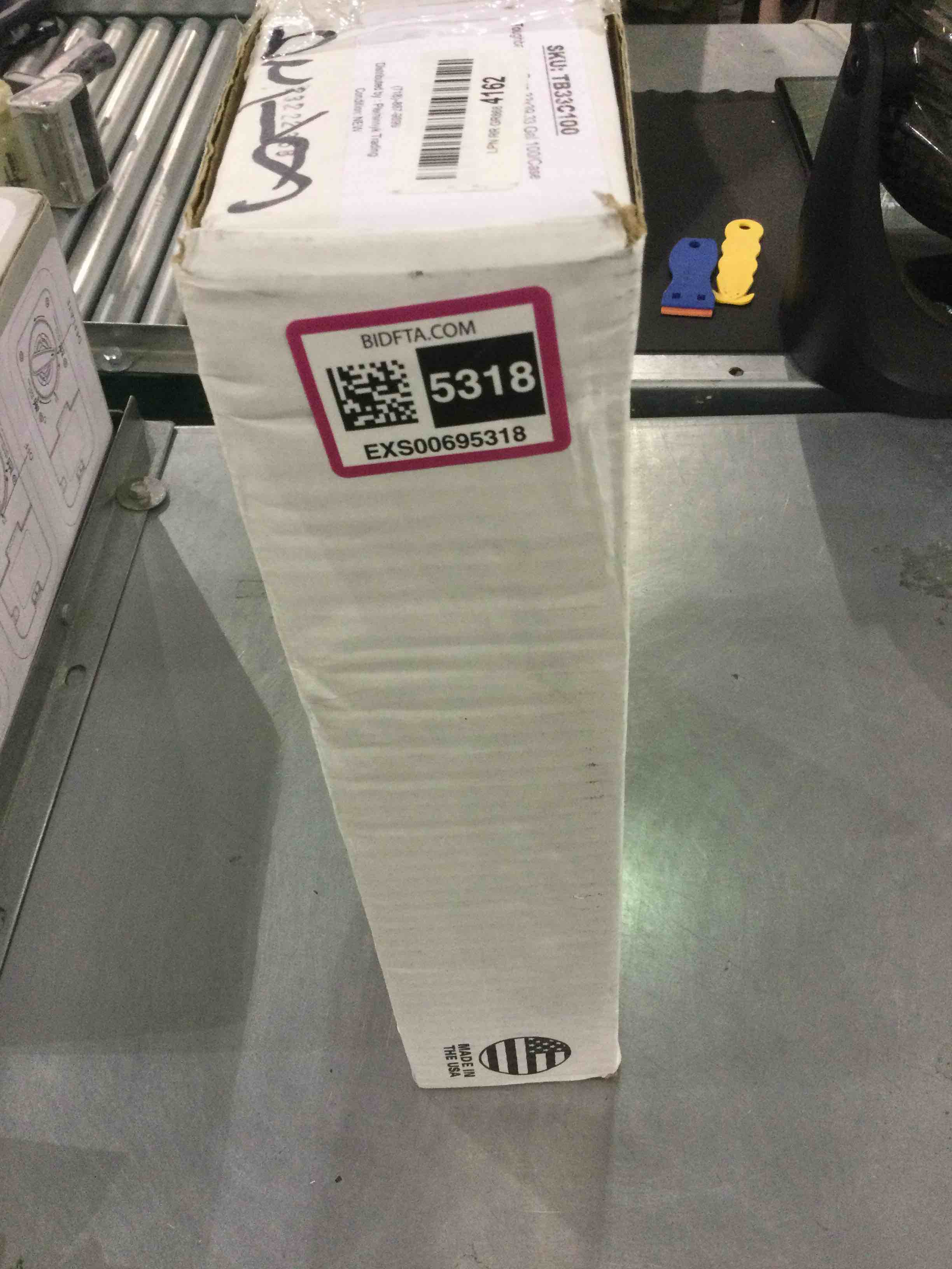https://s3.amazonaws.com/lotting-images-prod/bidfta/EXS00695318_1698751329580.jpeg
