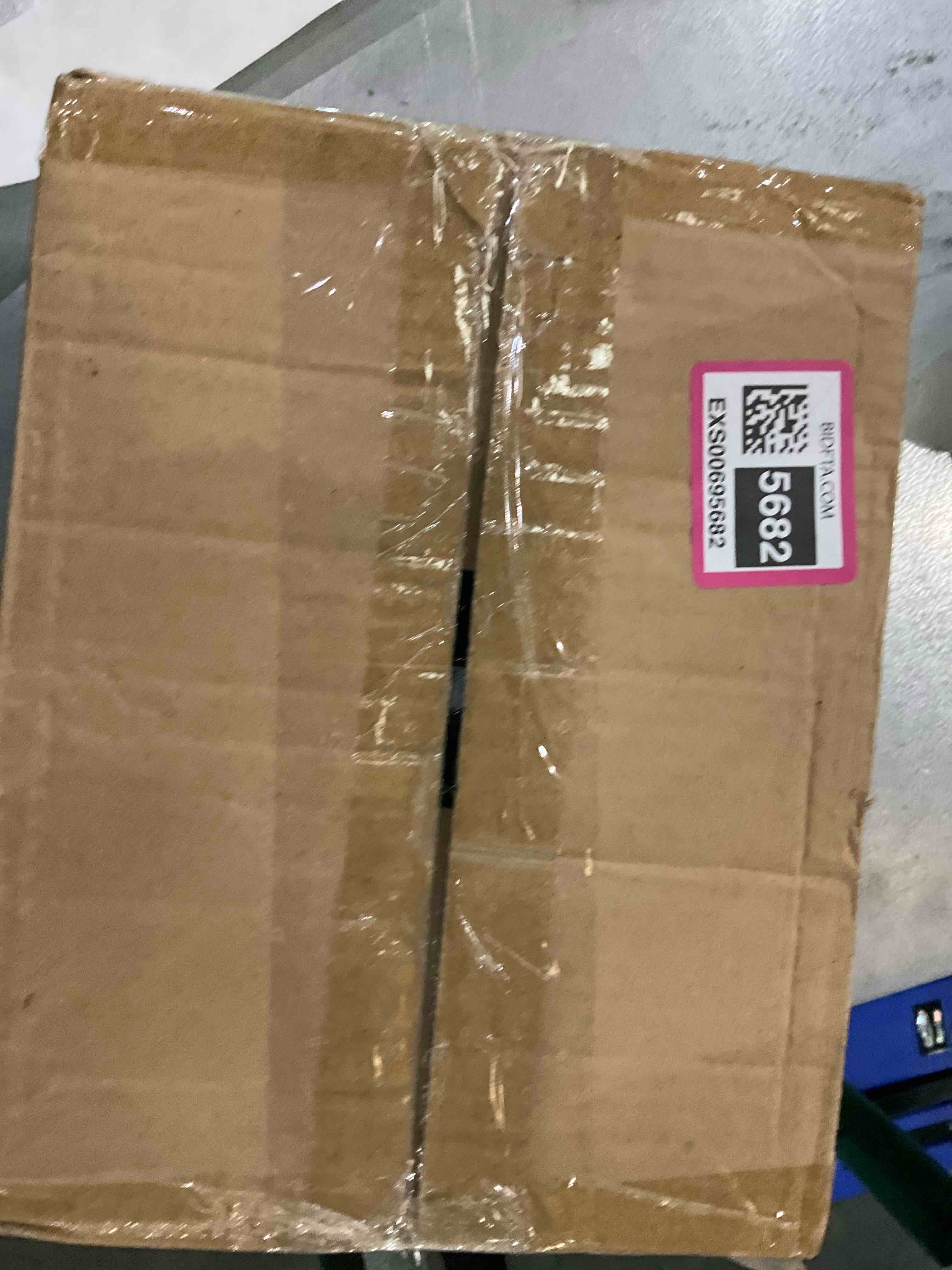 https://s3.amazonaws.com/lotting-images-prod/bidfta/EXS00695682_1697726249123.jpeg