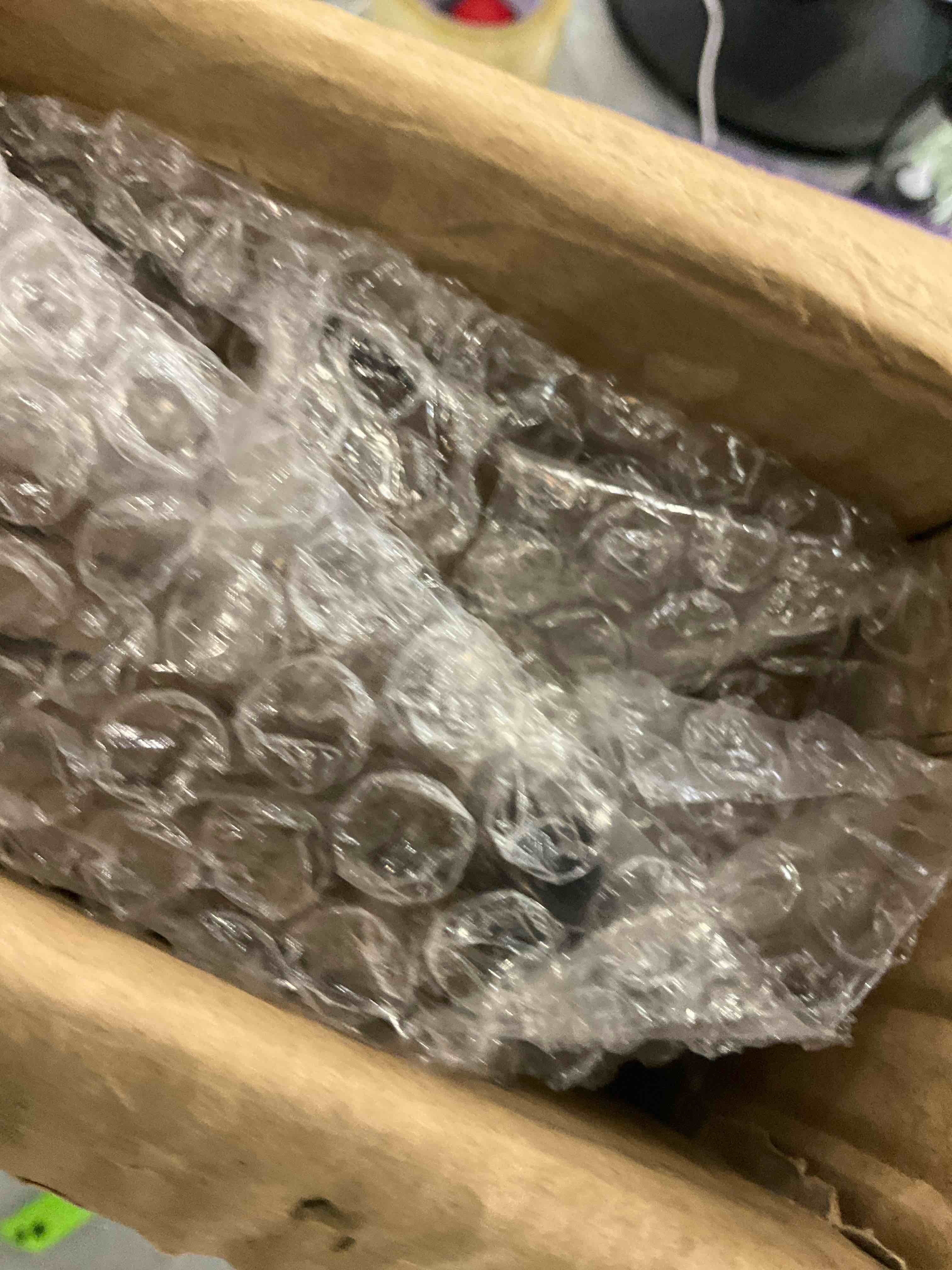 https://s3.amazonaws.com/lotting-images-prod/bidfta/EXS00695756_1697743578053.jpeg