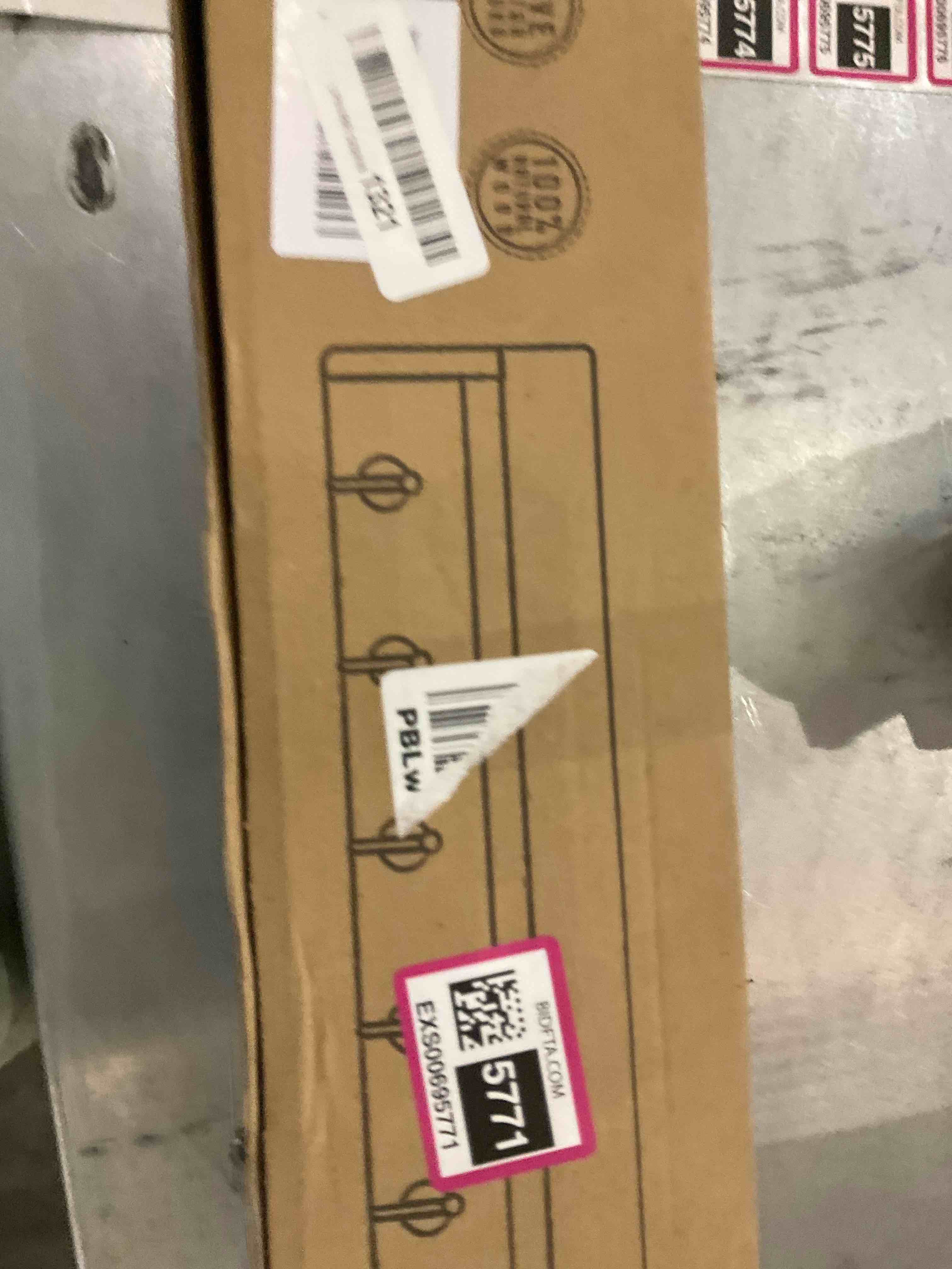 https://s3.amazonaws.com/lotting-images-prod/bidfta/EXS00695771_1697744581330.jpeg