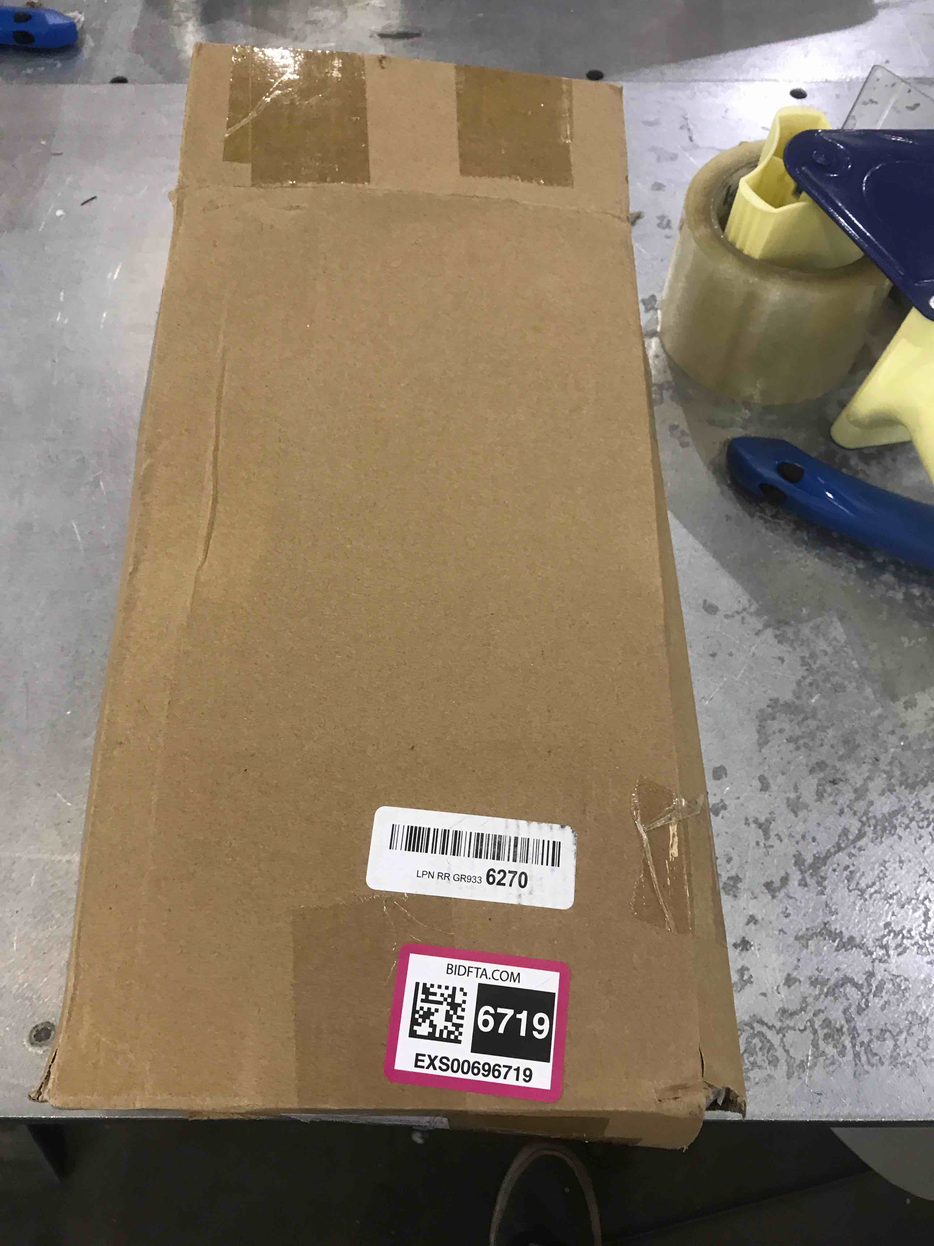 https://s3.amazonaws.com/lotting-images-prod/bidfta/EXS00696719_1697743356954.jpeg