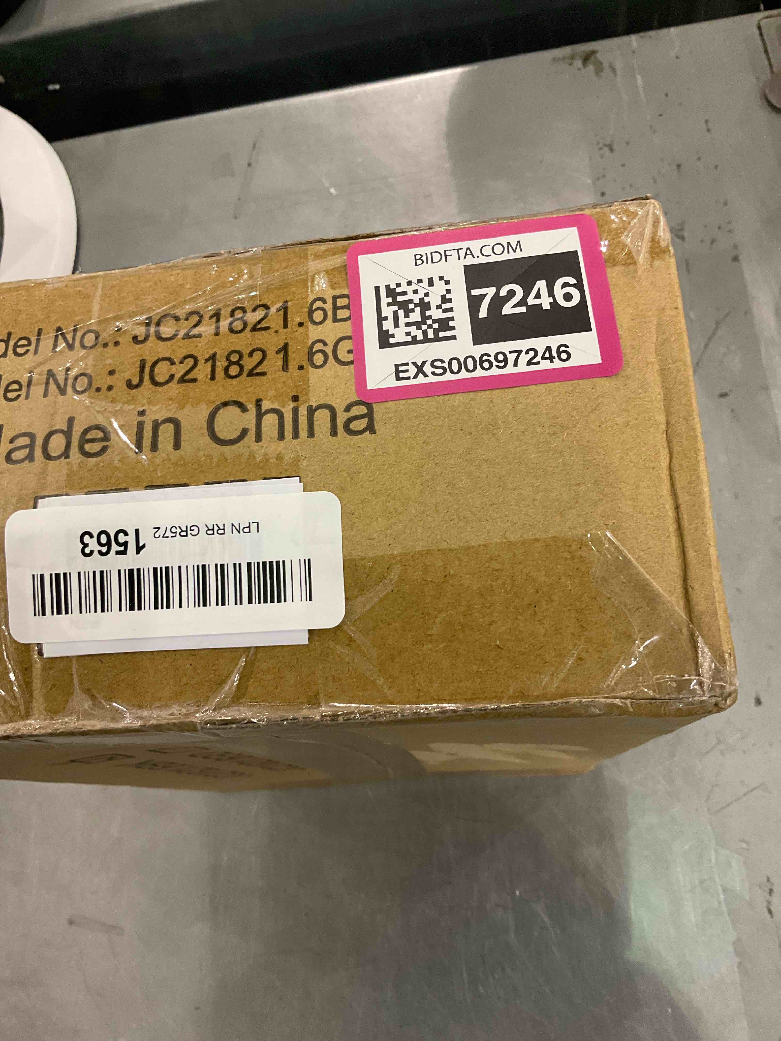 https://s3.amazonaws.com/lotting-images-prod/bidfta/EXS00697246_1698060476076.jpeg