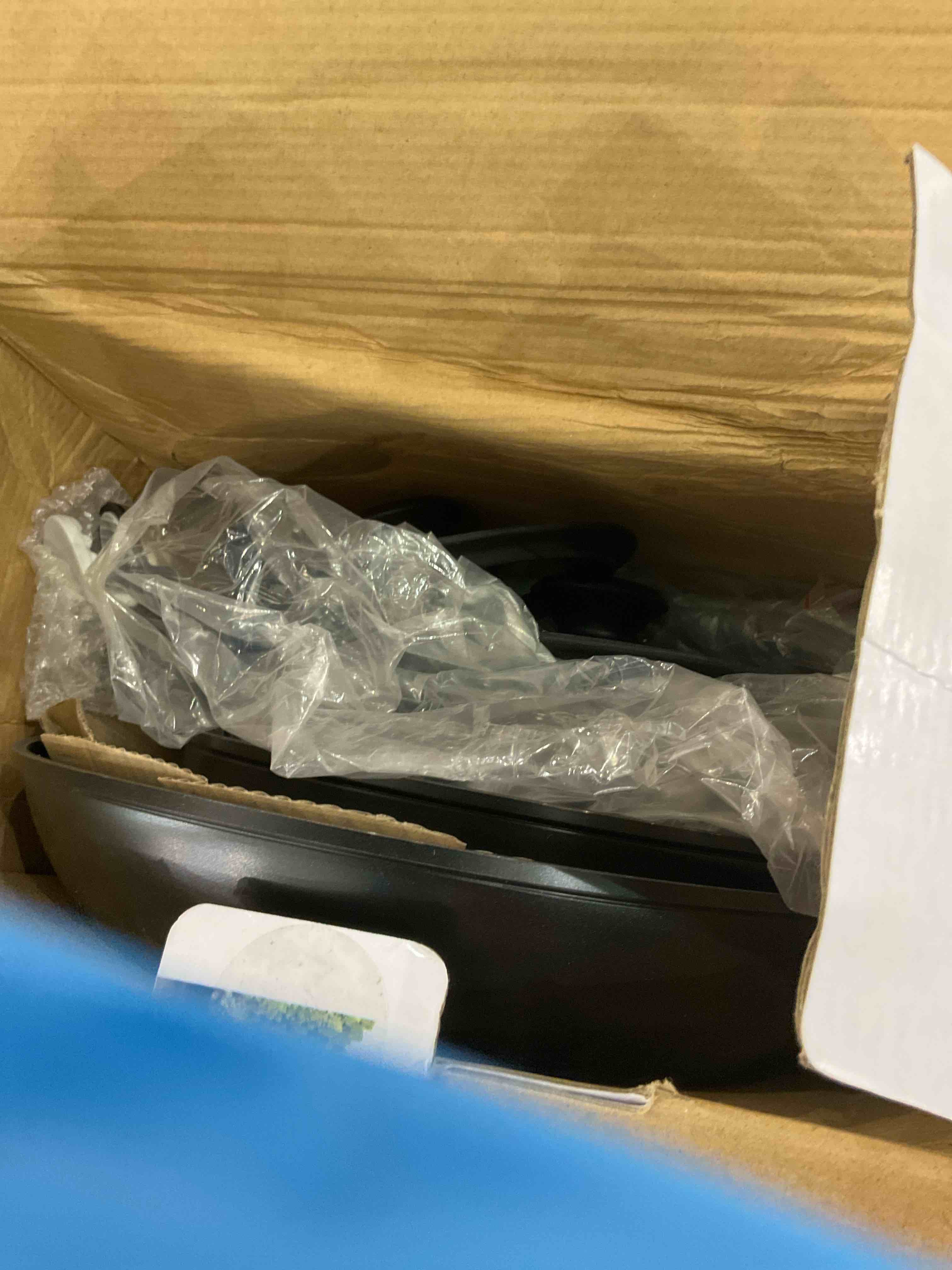 https://s3.amazonaws.com/lotting-images-prod/bidfta/EXS00697901_1697740800387.jpeg