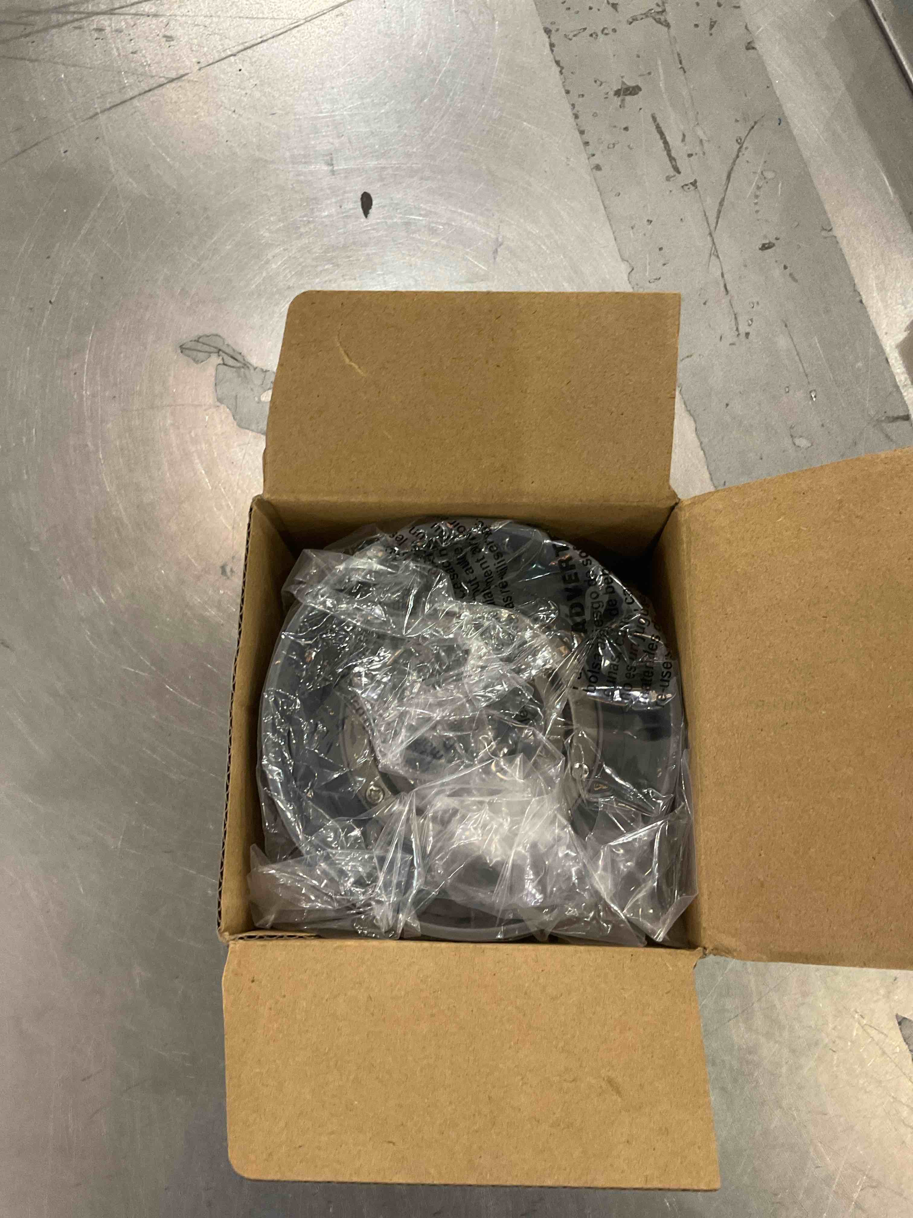 https://s3.amazonaws.com/lotting-images-prod/bidfta/EXS00697958_1697745364377.jpeg