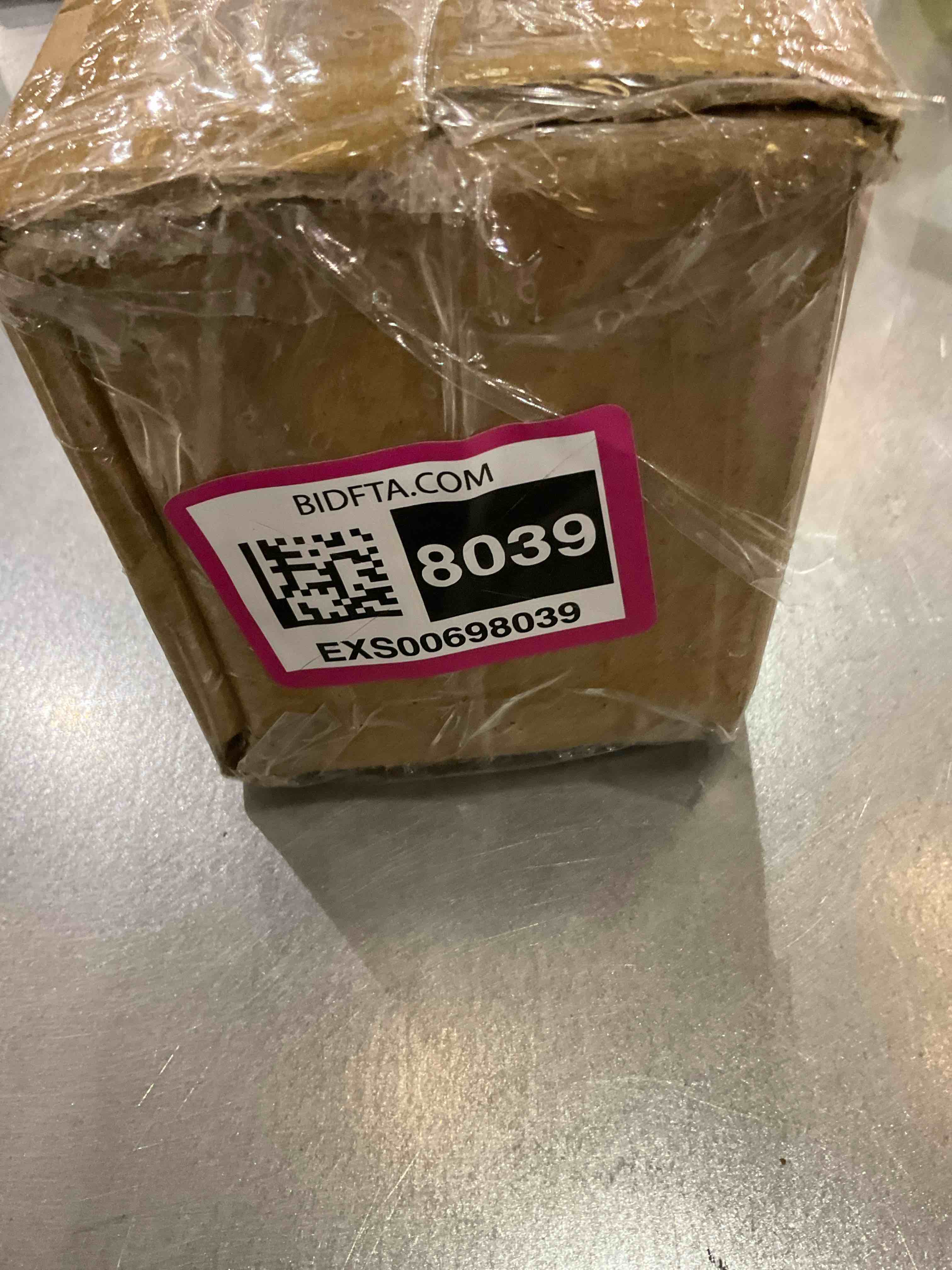 https://s3.amazonaws.com/lotting-images-prod/bidfta/EXS00698039_1697561306857.jpeg