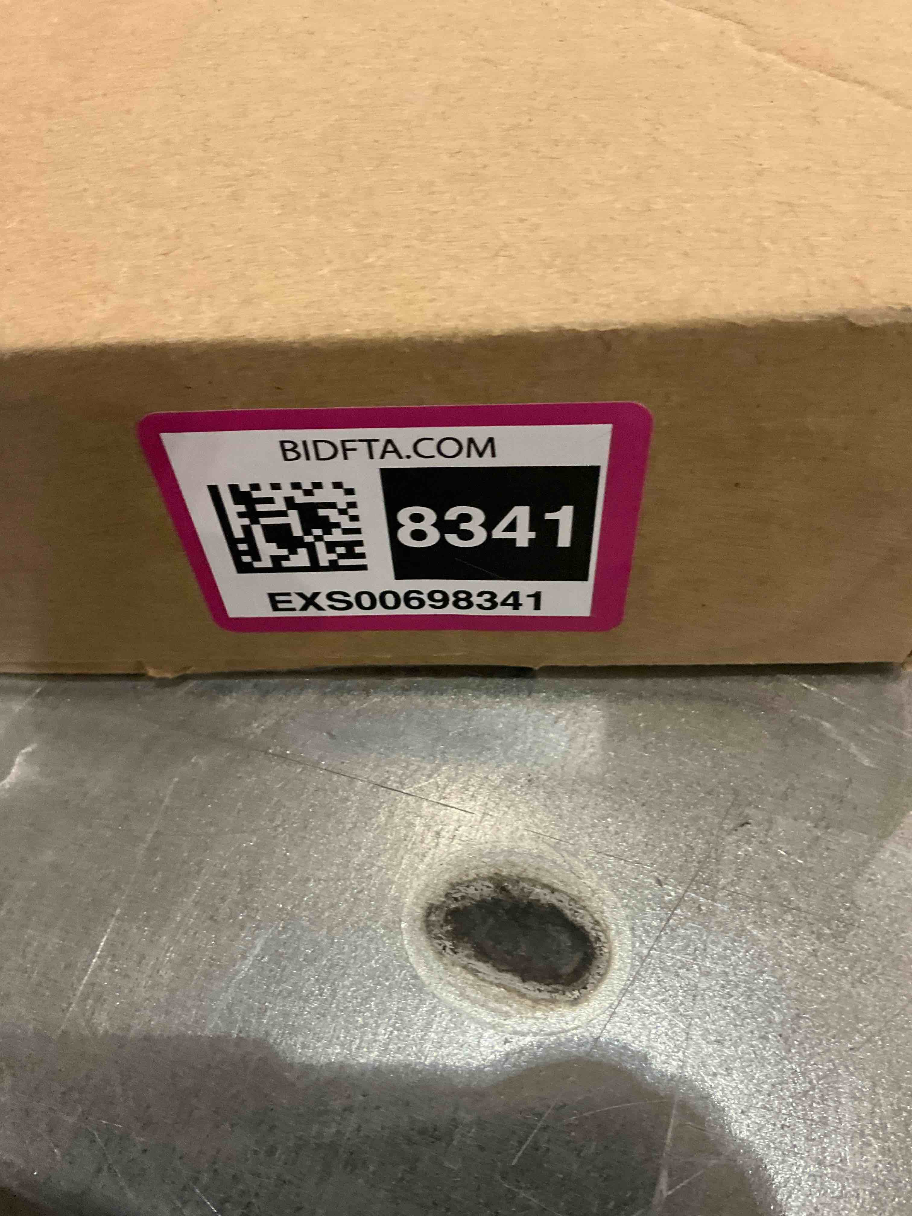 https://s3.amazonaws.com/lotting-images-prod/bidfta/EXS00698341_1697745608351.jpeg
