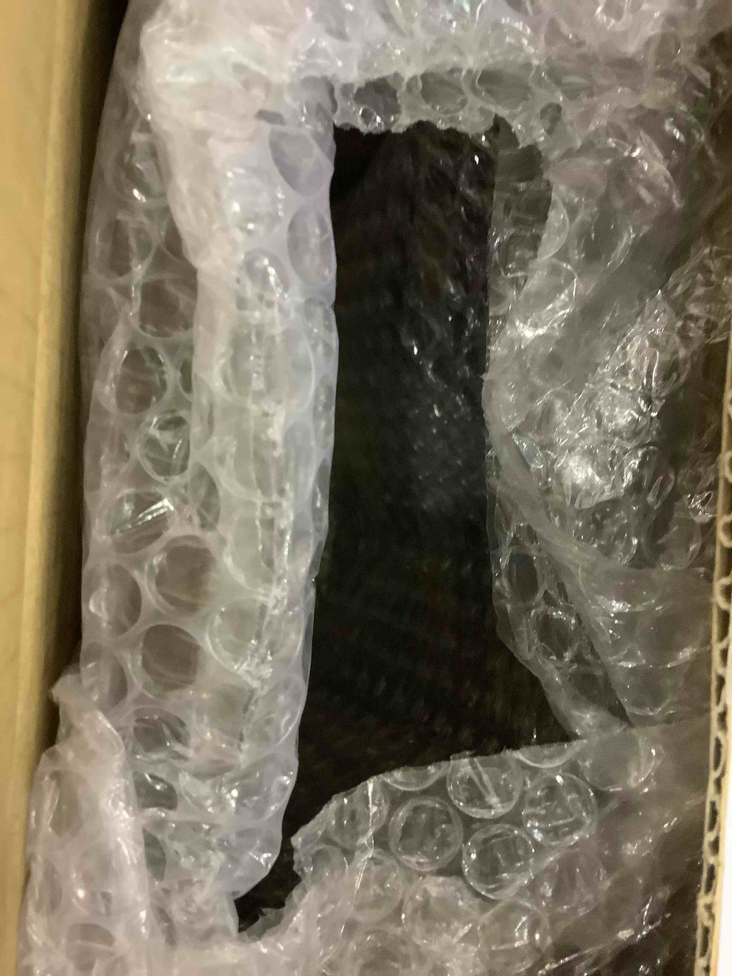 https://s3.amazonaws.com/lotting-images-prod/bidfta/EXS00699378_1697800830728.jpeg