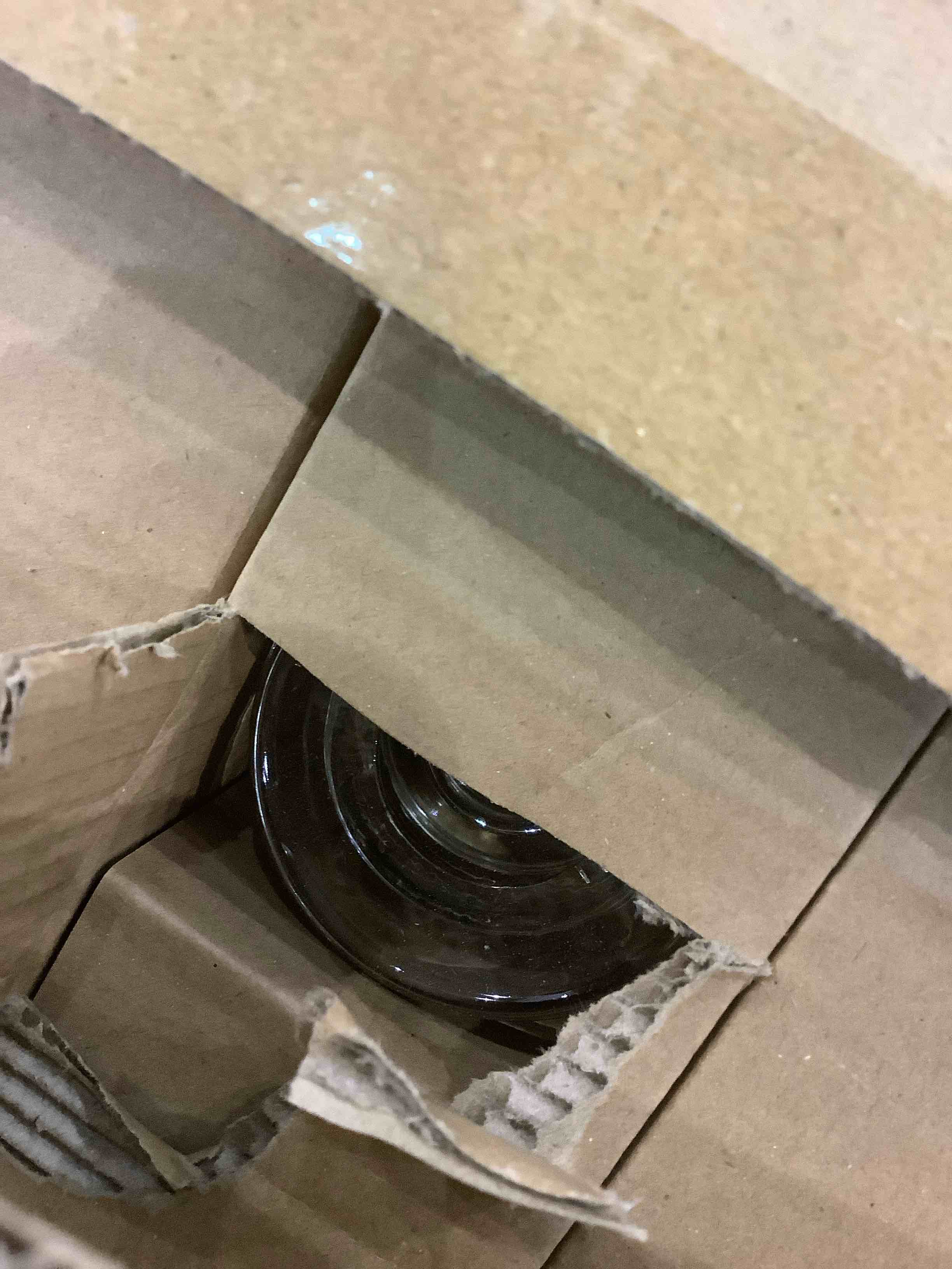https://s3.amazonaws.com/lotting-images-prod/bidfta/EXS00699468_1698060148791.jpeg