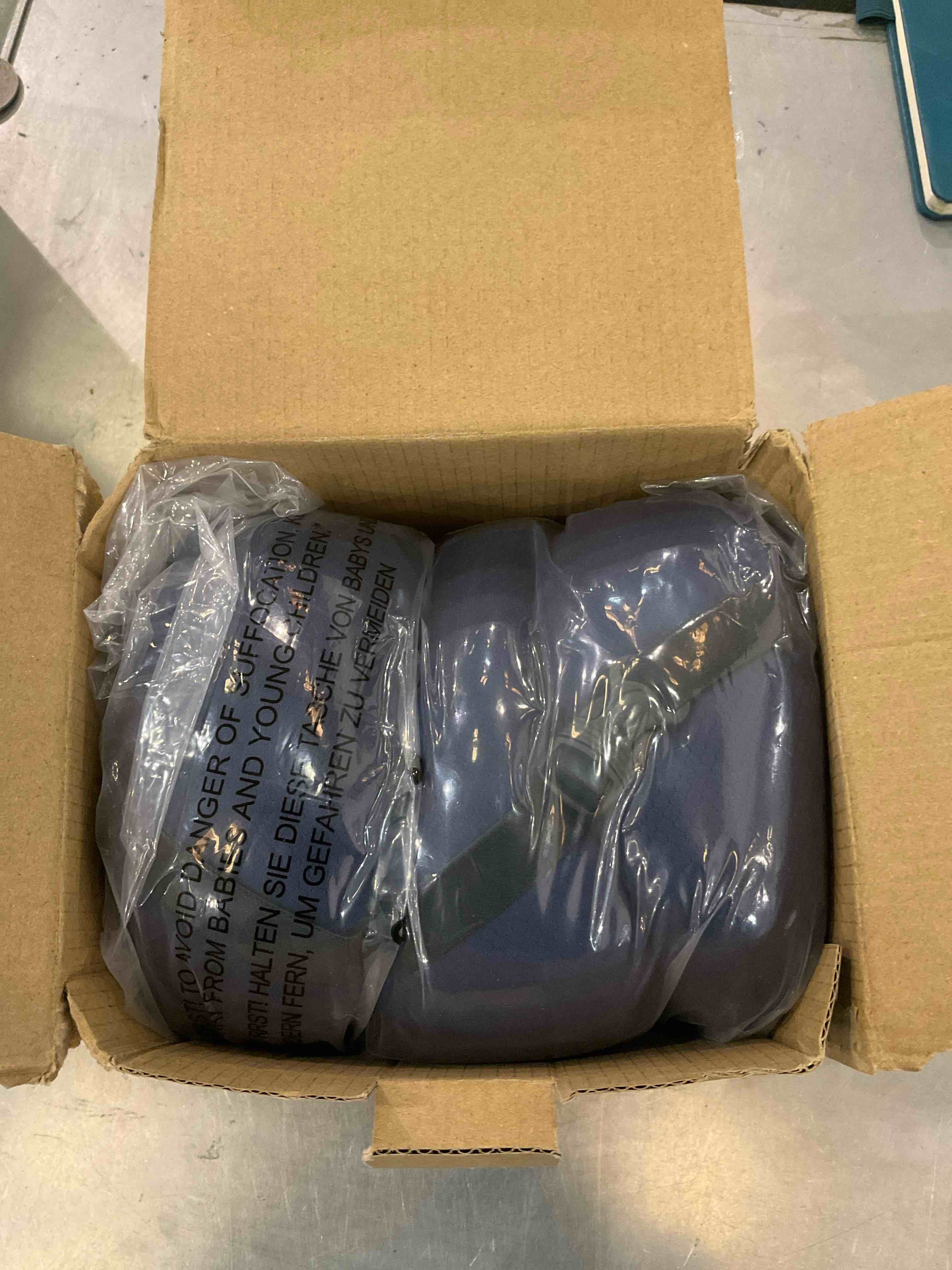 https://s3.amazonaws.com/lotting-images-prod/bidfta/EXS00699876_1697740825822.jpeg