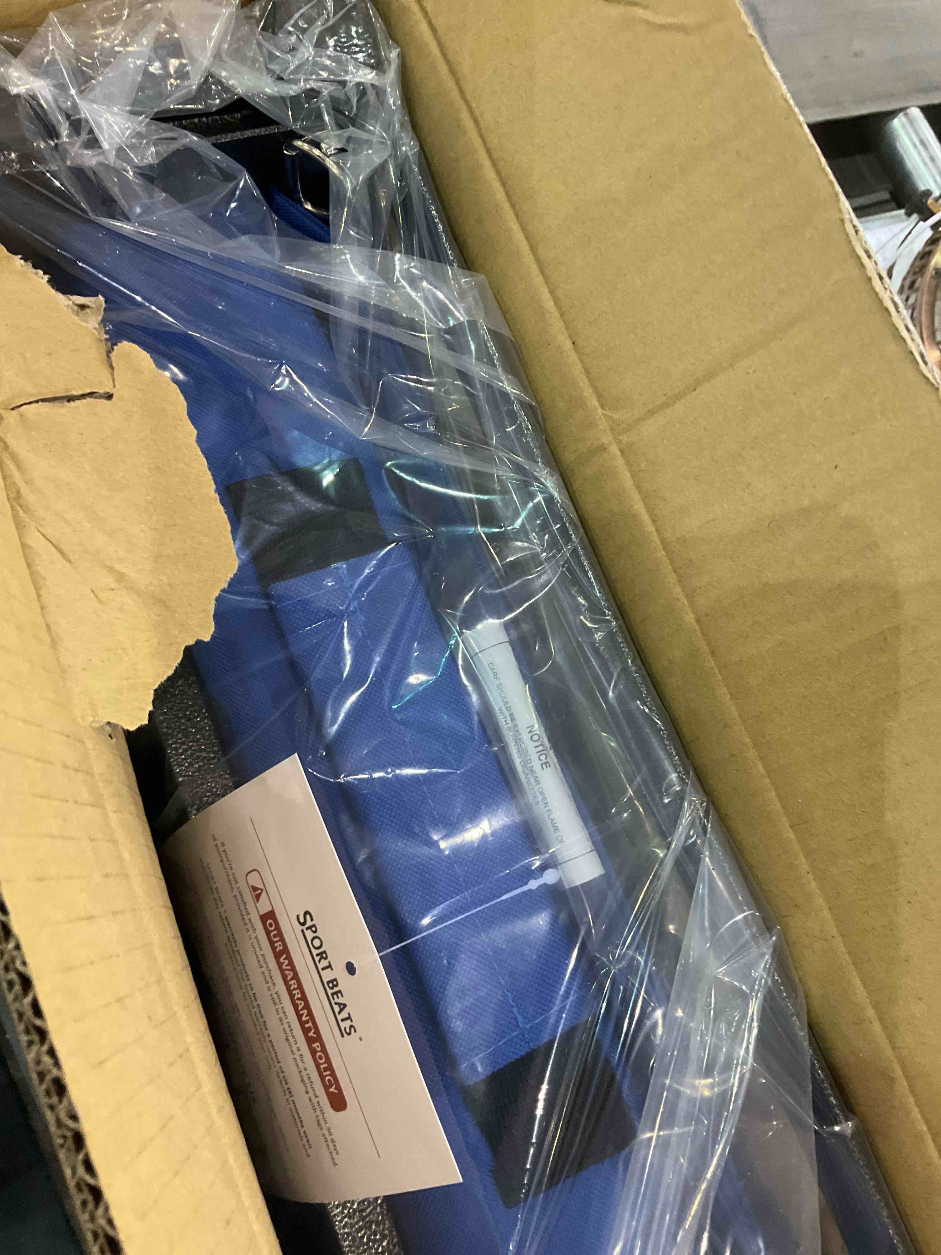 https://s3.amazonaws.com/lotting-images-prod/bidfta/EXS00703923_1708604632996.jpeg