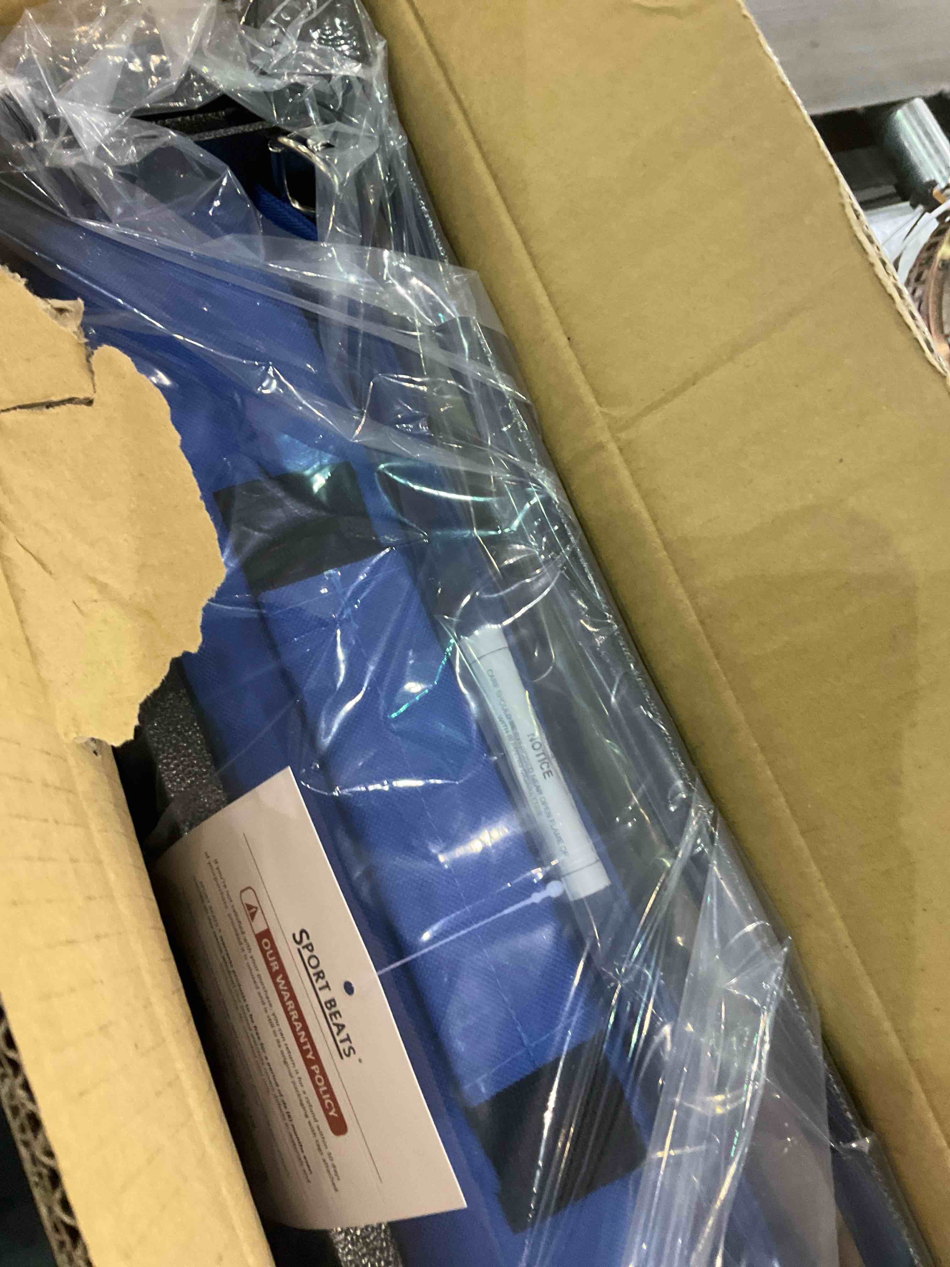 https://s3.amazonaws.com/lotting-images-prod/bidfta/EXS00703923_1708604633833.jpeg
