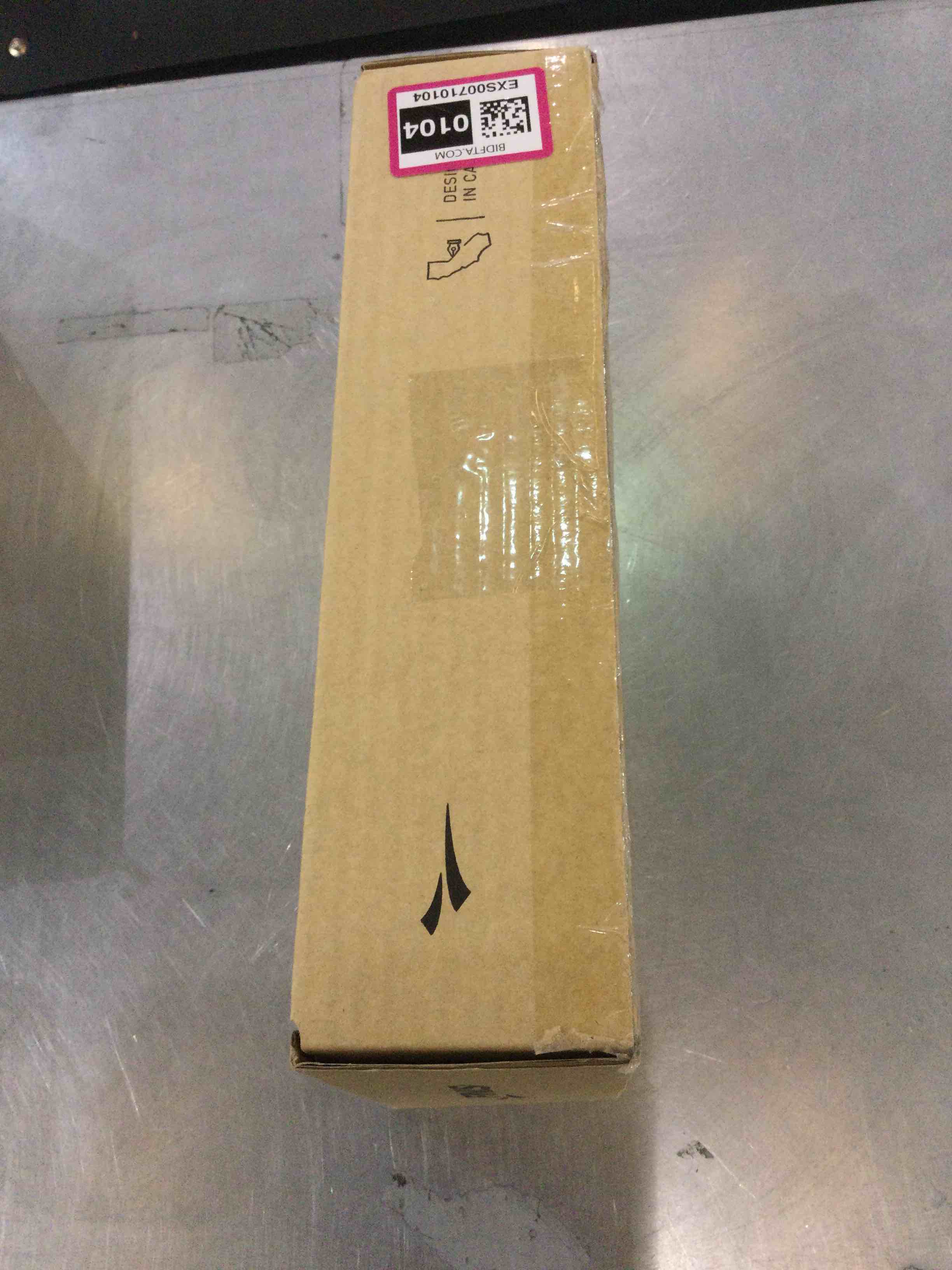 https://s3.amazonaws.com/lotting-images-prod/bidfta/EXS00710104_1702928583670.jpeg