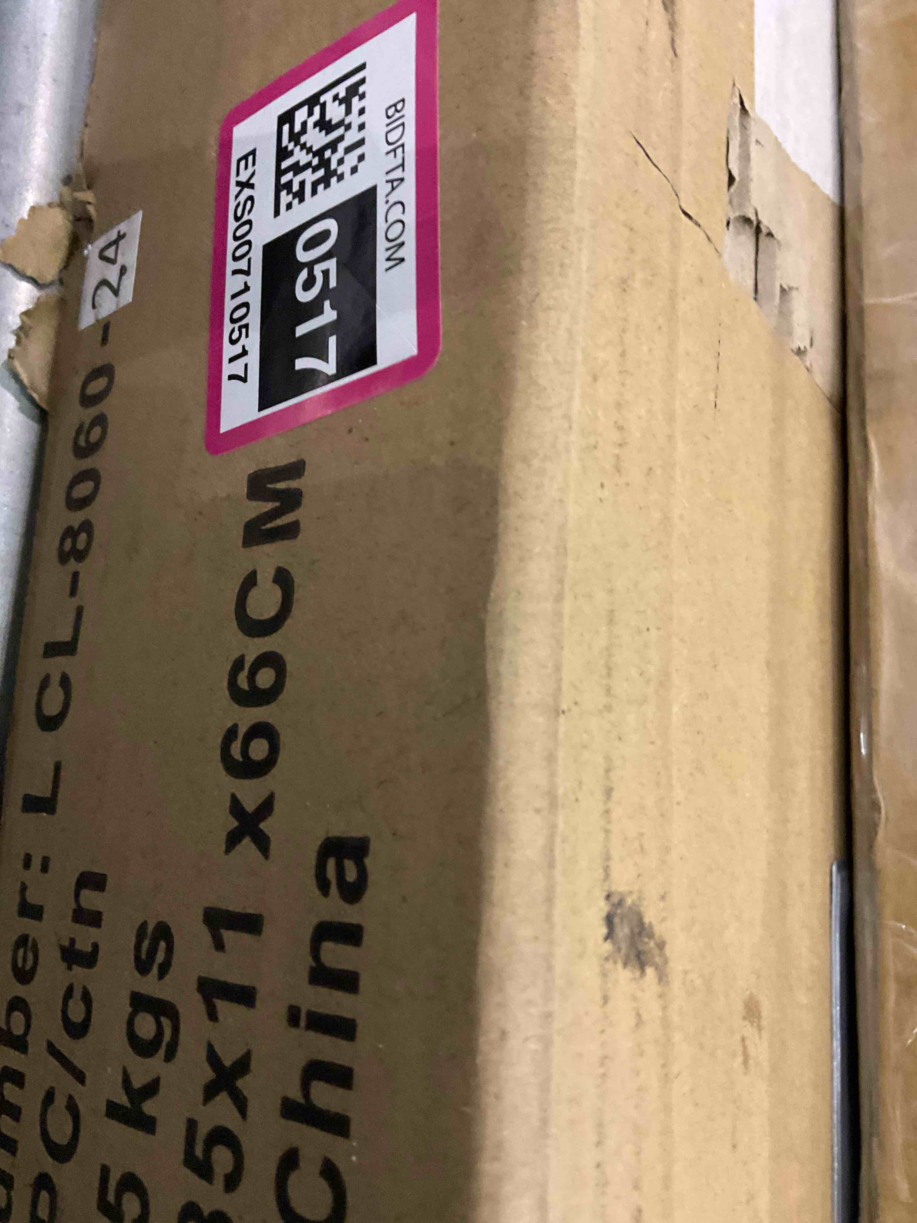 https://s3.amazonaws.com/lotting-images-prod/bidfta/EXS00710517_1702475236652.jpeg
