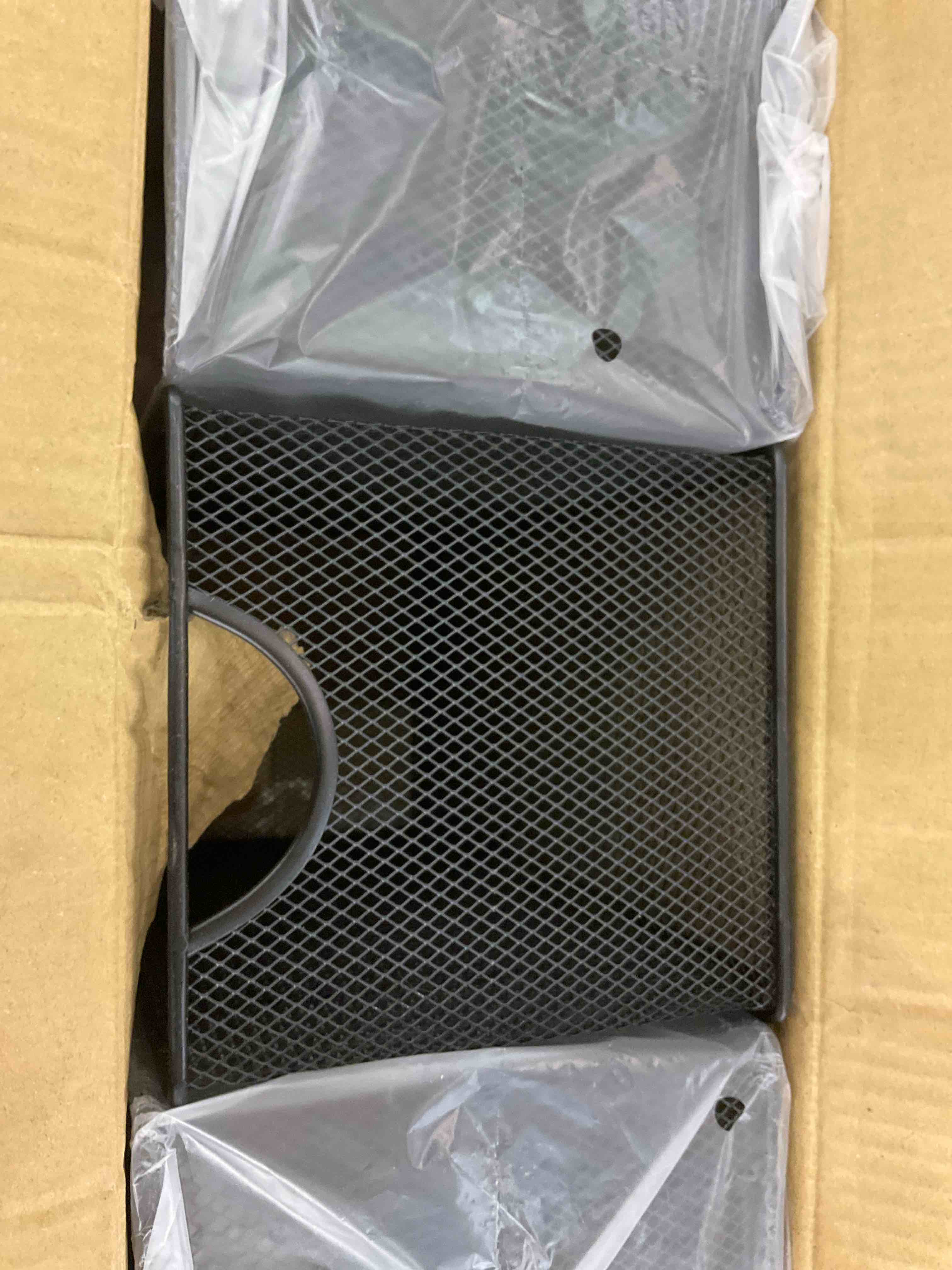 https://s3.amazonaws.com/lotting-images-prod/bidfta/EXS00710535_1702479355724.jpeg