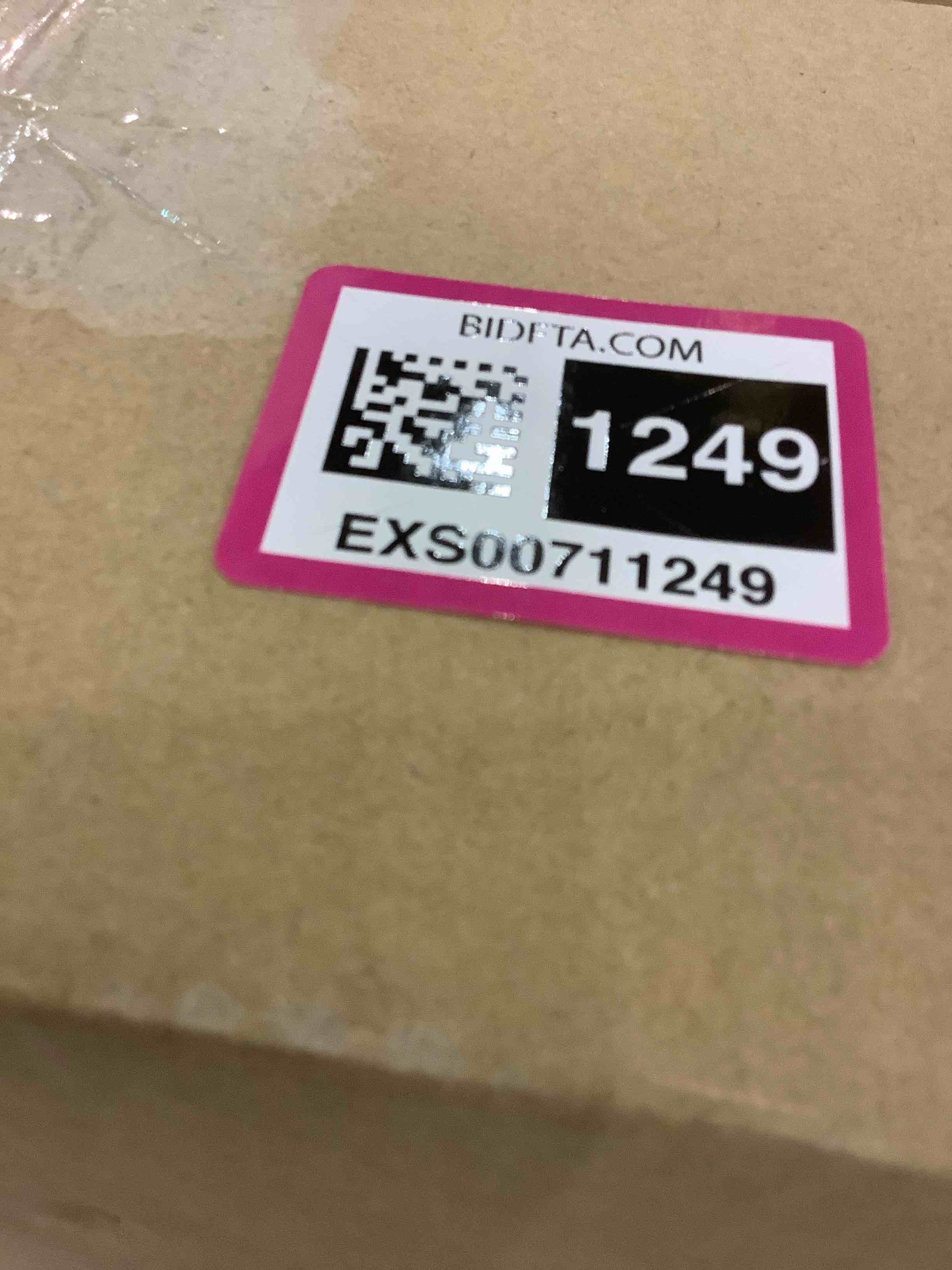 https://s3.amazonaws.com/lotting-images-prod/bidfta/EXS00711249_1702475184502.jpeg