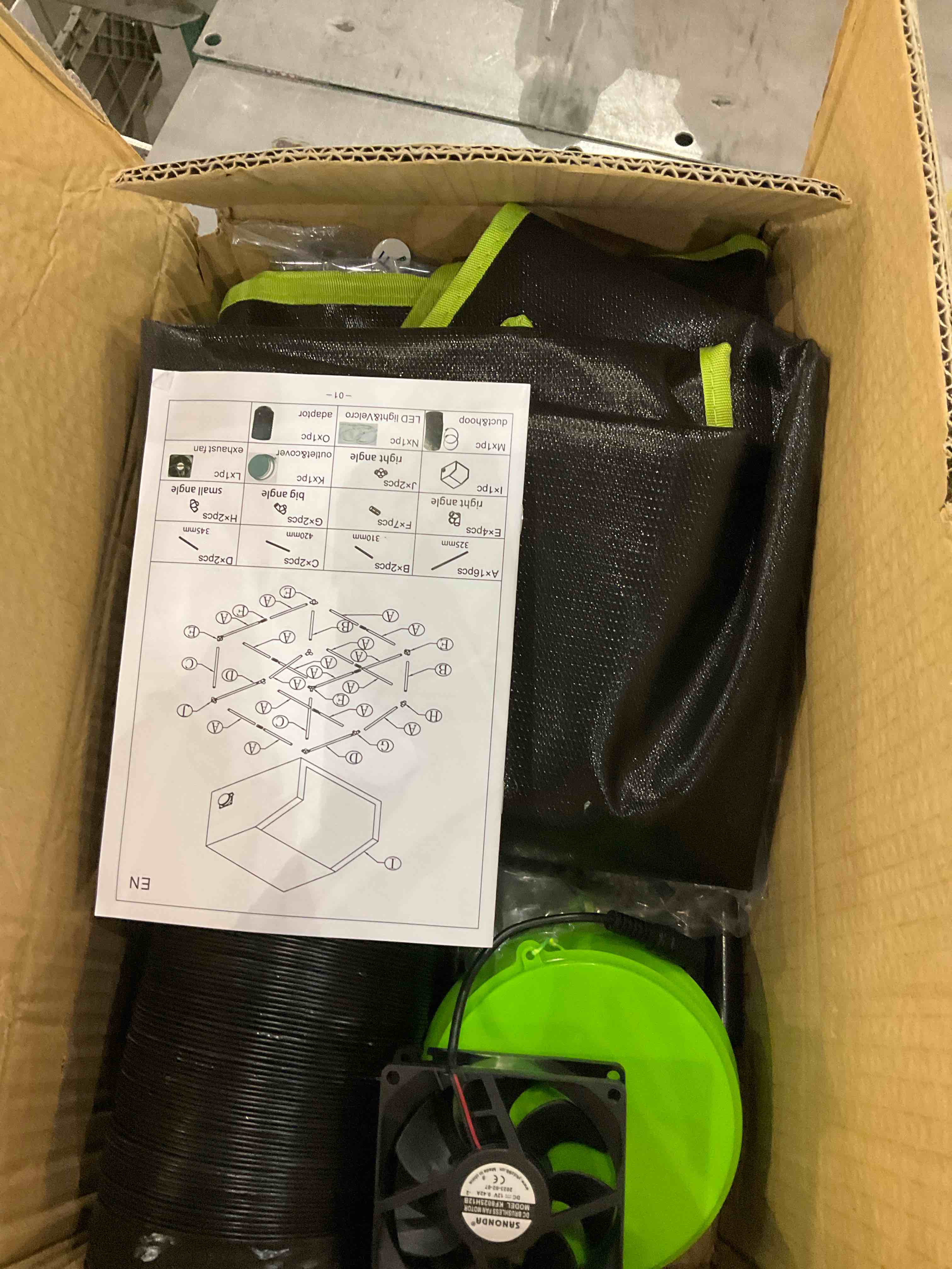 https://s3.amazonaws.com/lotting-images-prod/bidfta/EXS00711533_1702556780067.jpeg