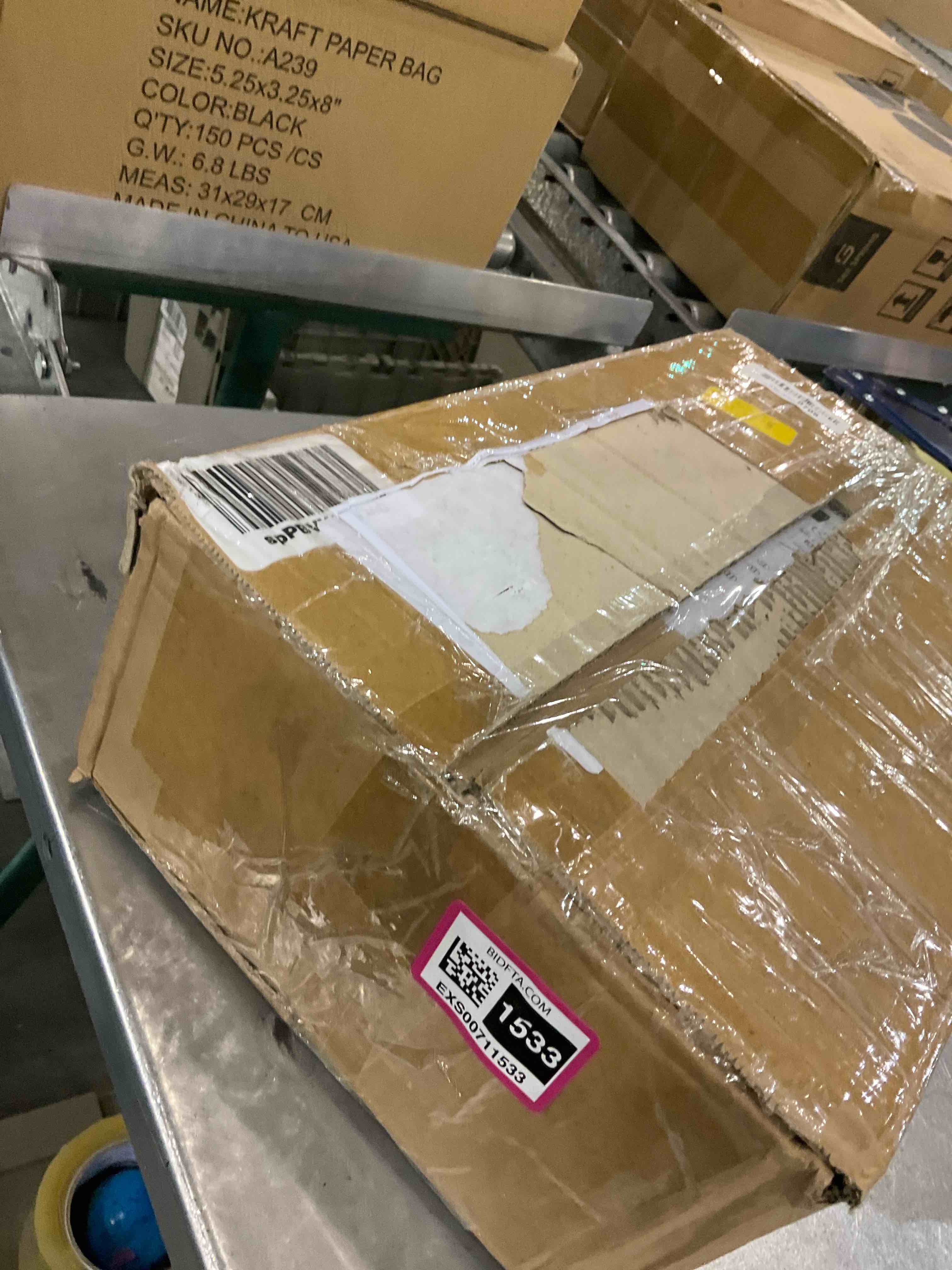 https://s3.amazonaws.com/lotting-images-prod/bidfta/EXS00711533_1702556801727.jpeg