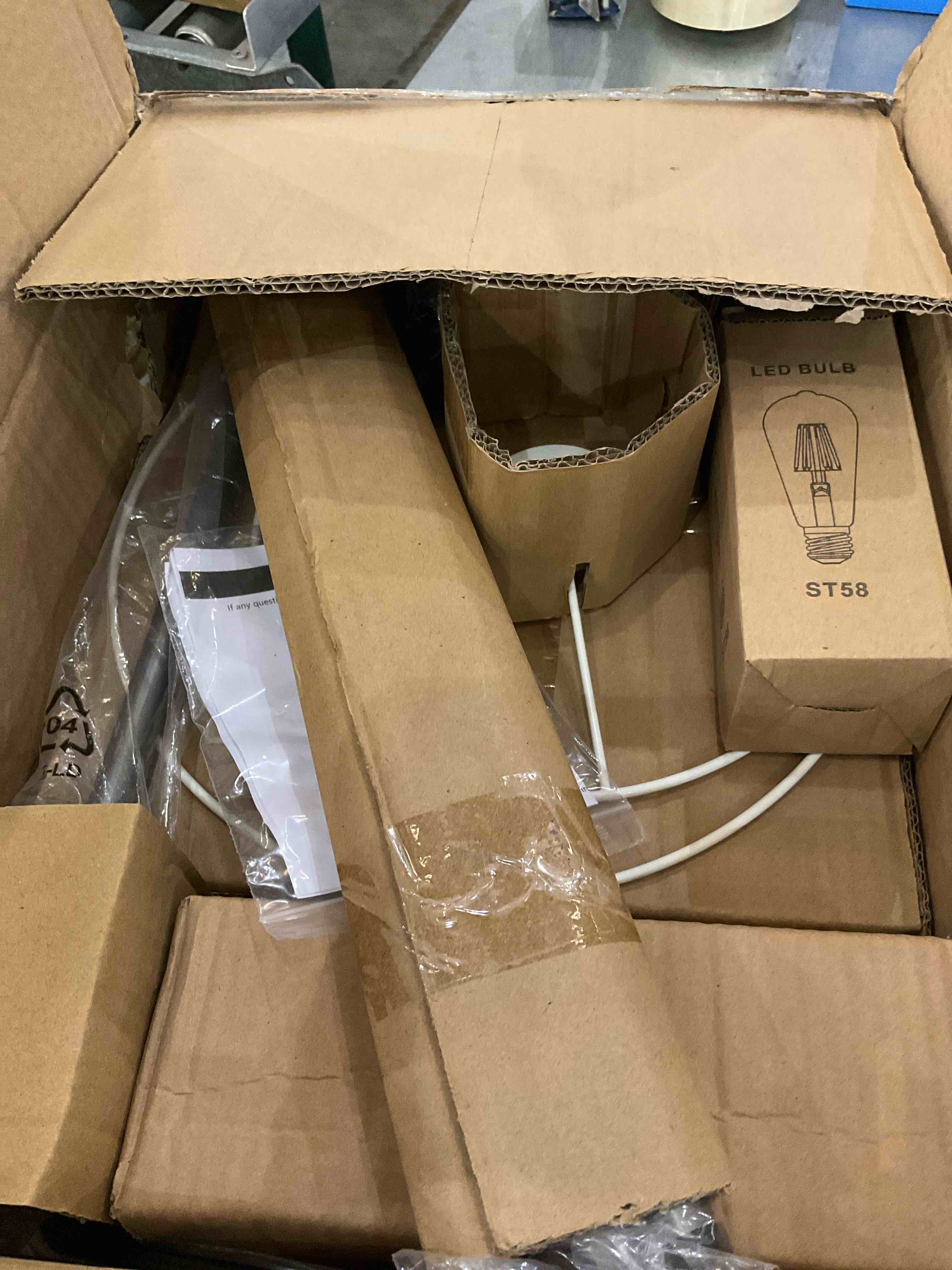 https://s3.amazonaws.com/lotting-images-prod/bidfta/EXS00711686_1702579198521.jpeg