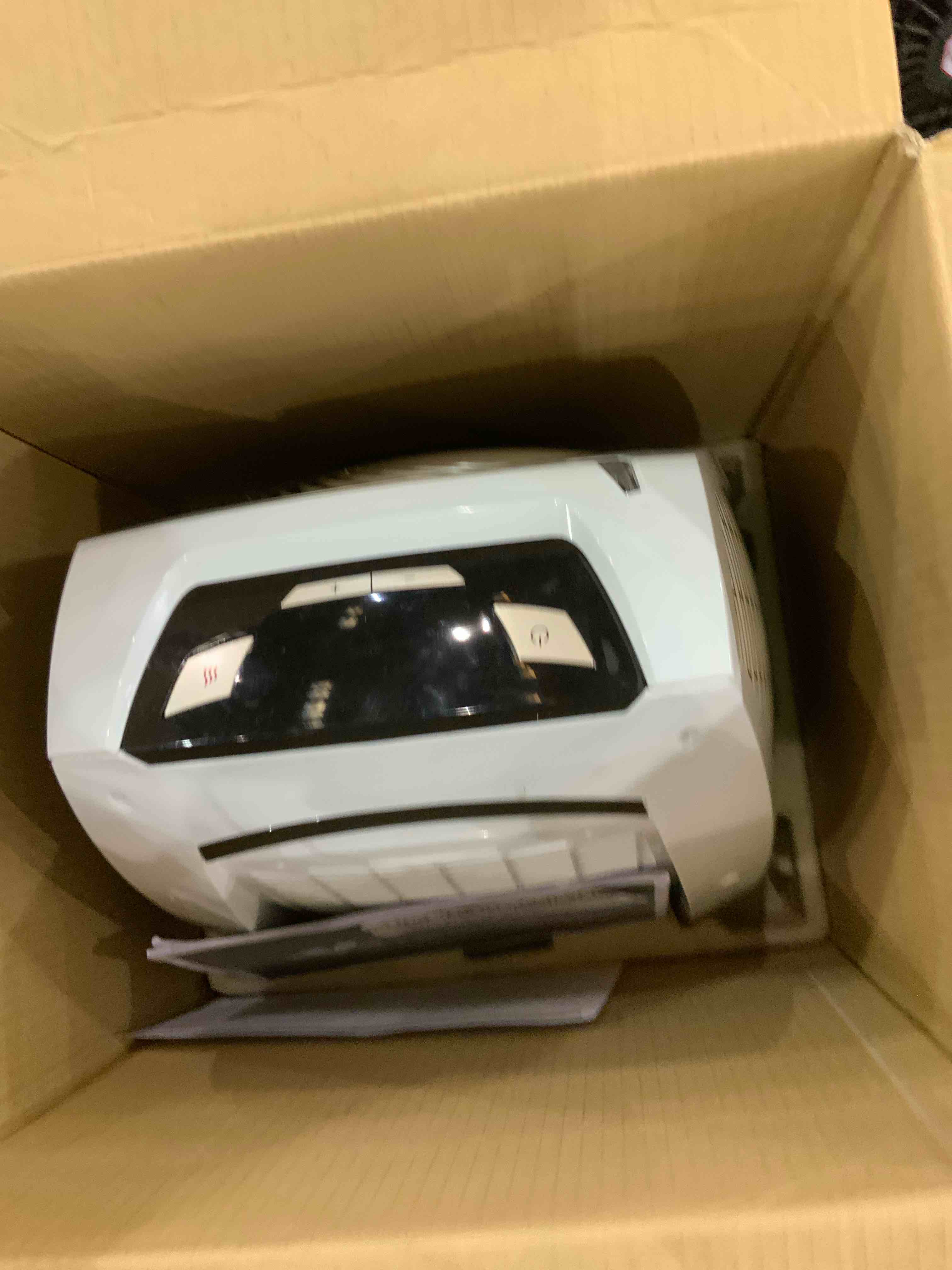 https://s3.amazonaws.com/lotting-images-prod/bidfta/EXS00712099_1702564737416.jpeg