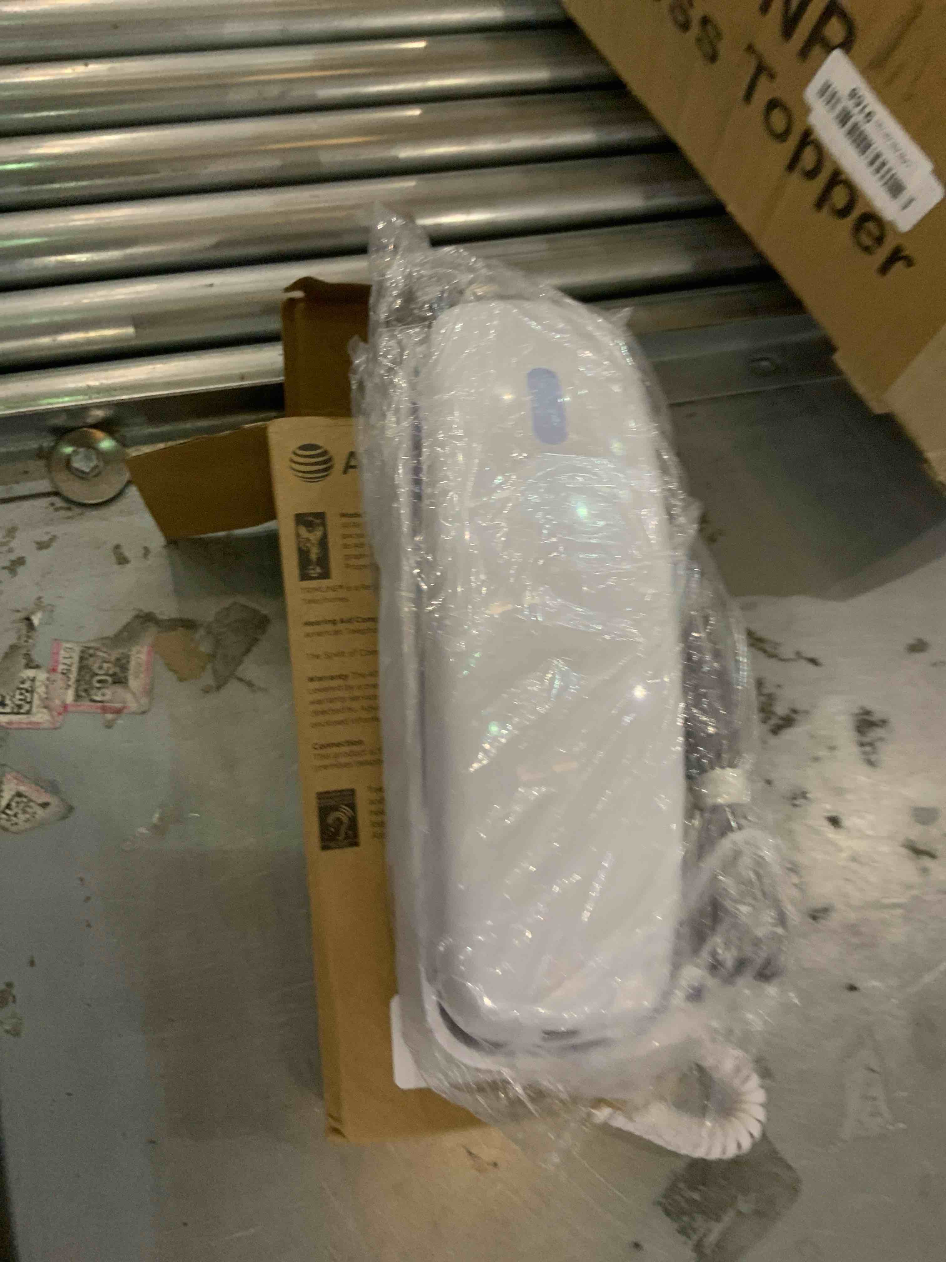 https://s3.amazonaws.com/lotting-images-prod/bidfta/EXS00712383_1702670470937.jpeg