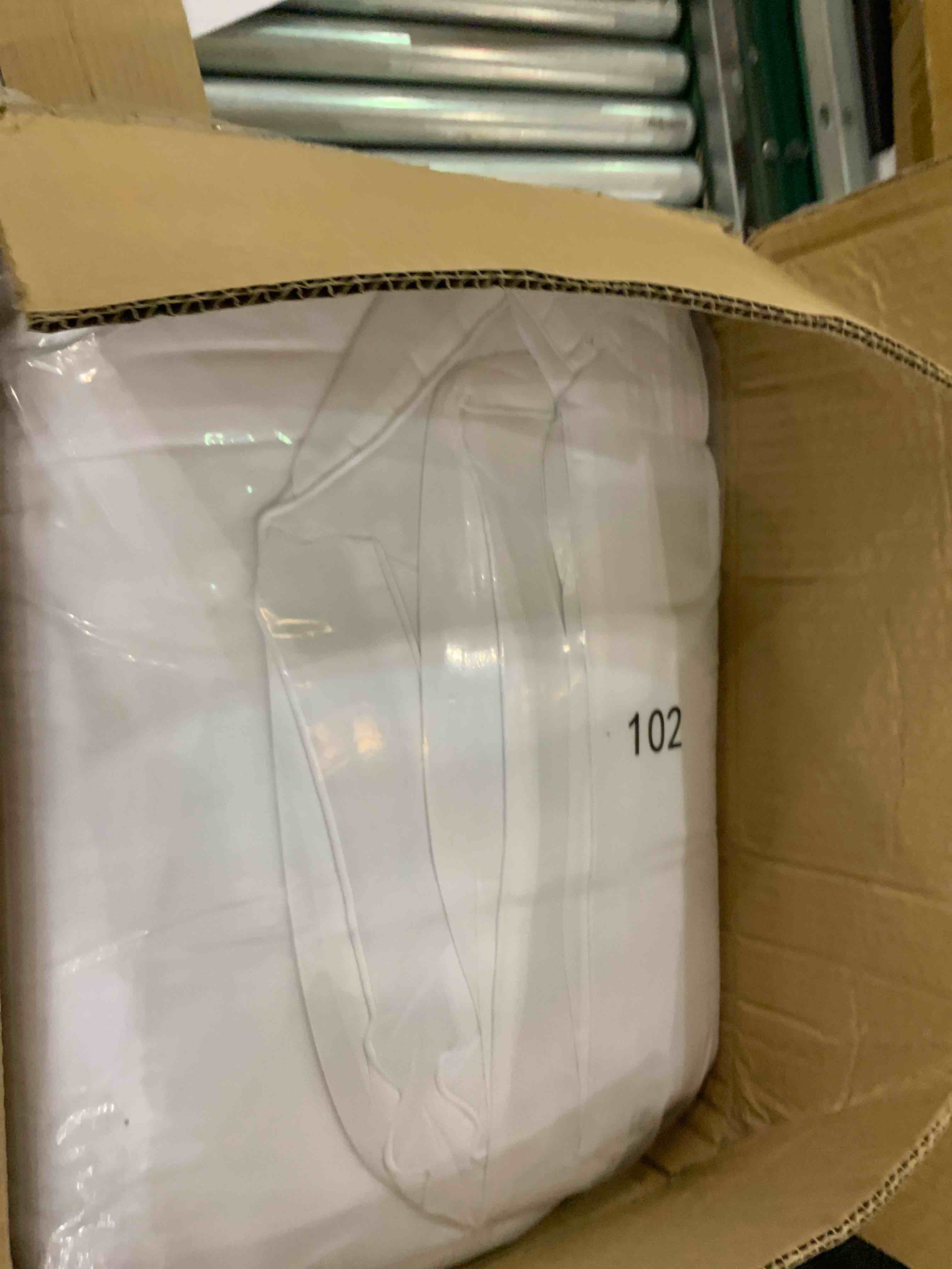 https://s3.amazonaws.com/lotting-images-prod/bidfta/EXS00712387_1702671109798.jpeg