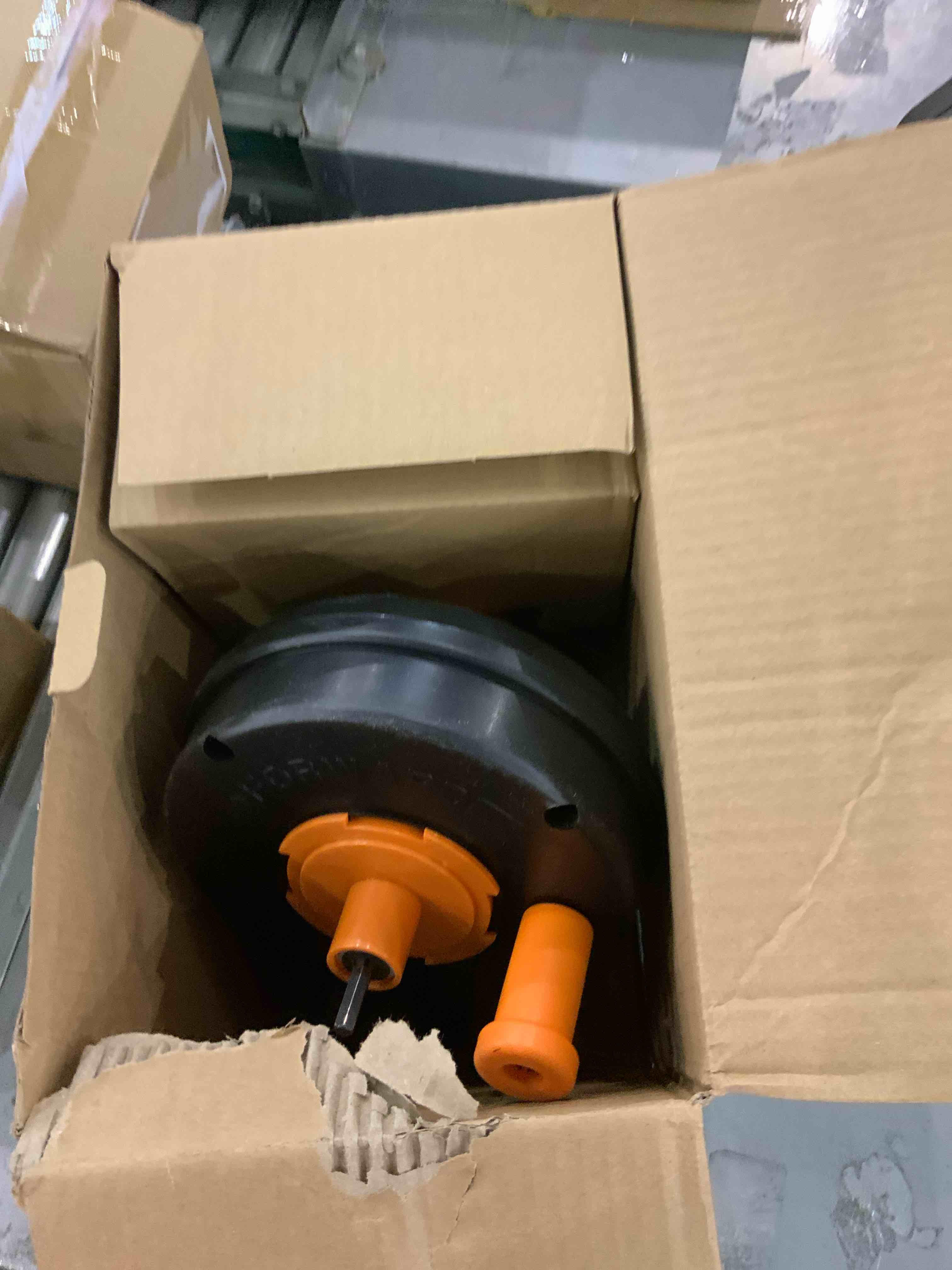 https://s3.amazonaws.com/lotting-images-prod/bidfta/EXS00712389_1702900922354.jpeg