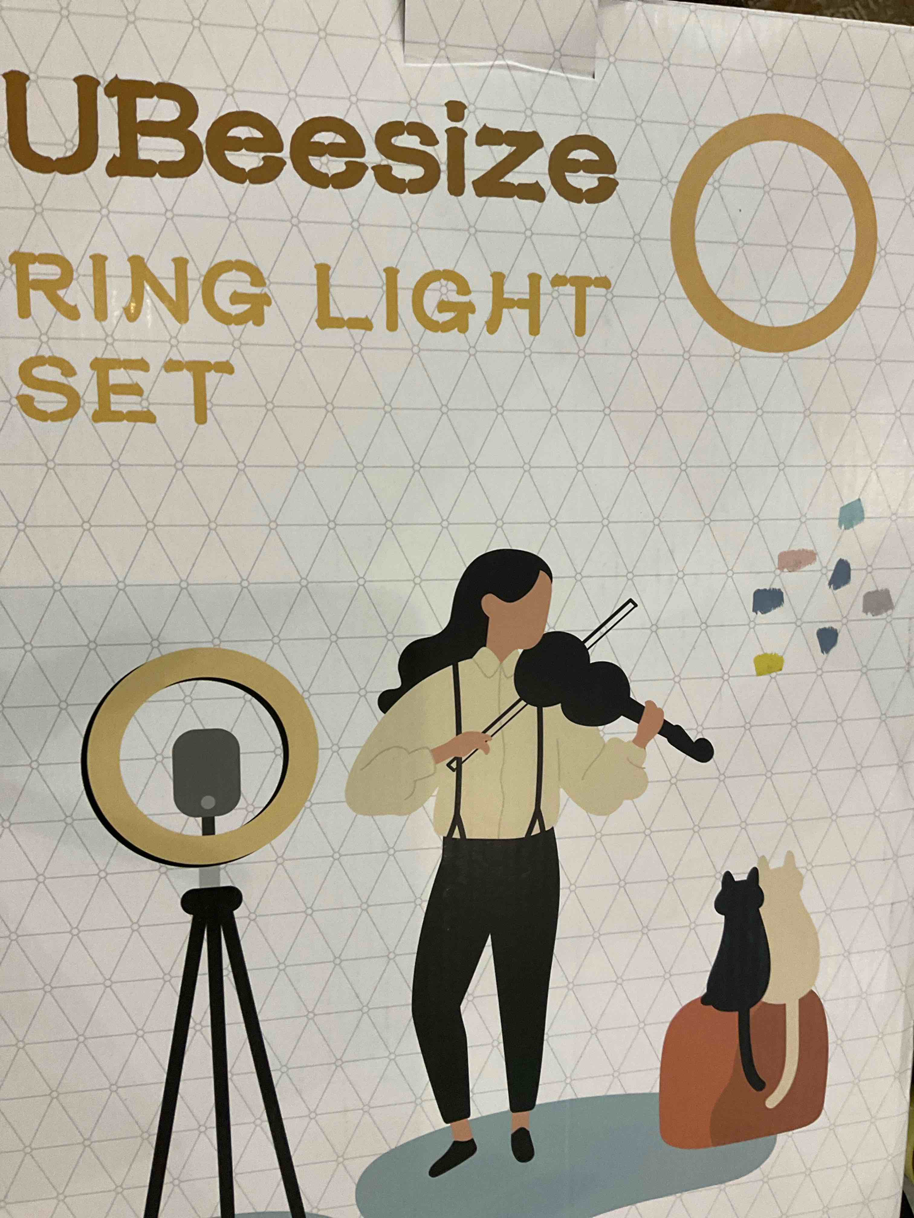 https://s3.amazonaws.com/lotting-images-prod/bidfta/EXS00712665_1702906129941.jpeg