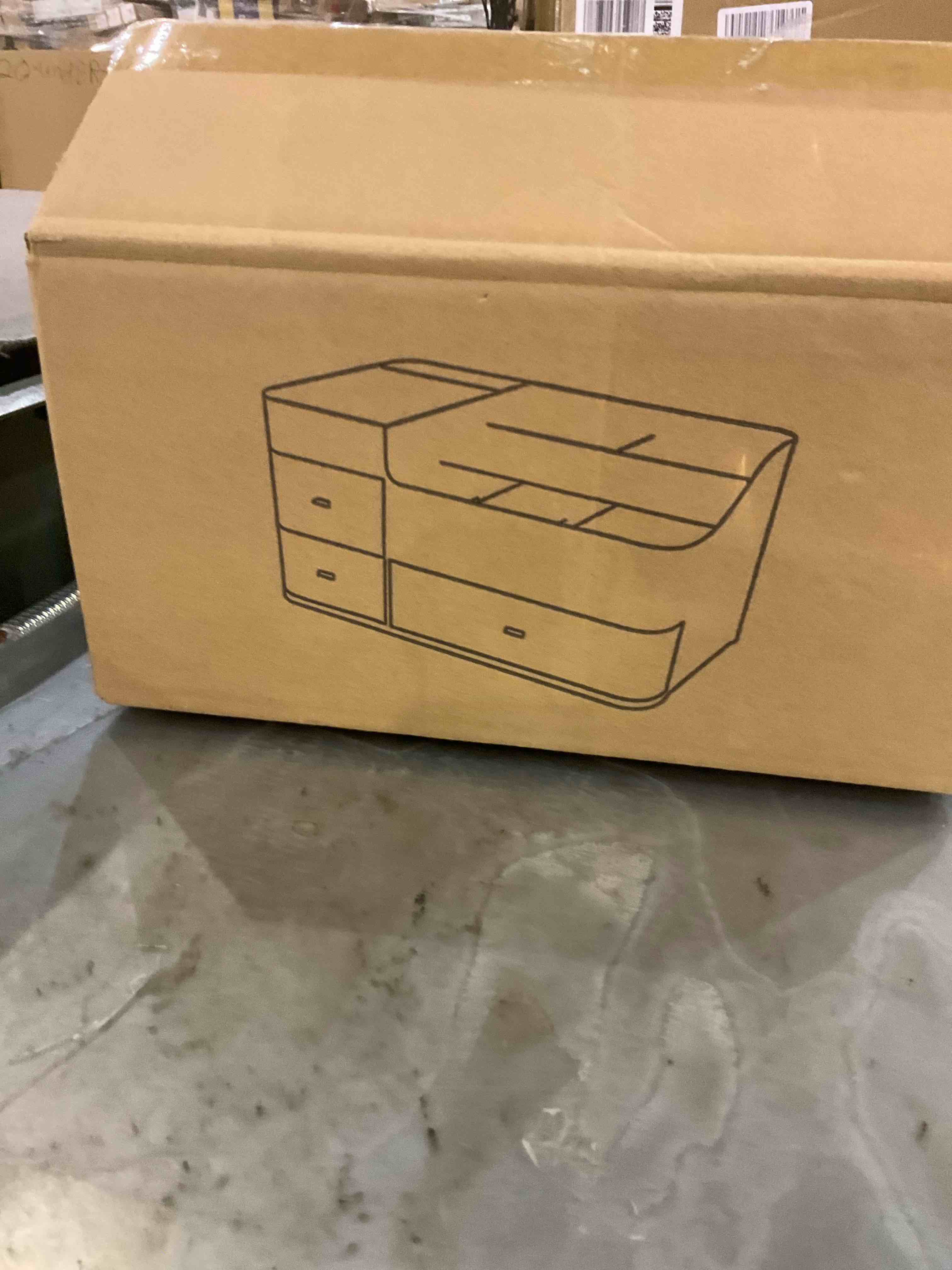 https://s3.amazonaws.com/lotting-images-prod/bidfta/EXS00713304_1702992520540.jpeg