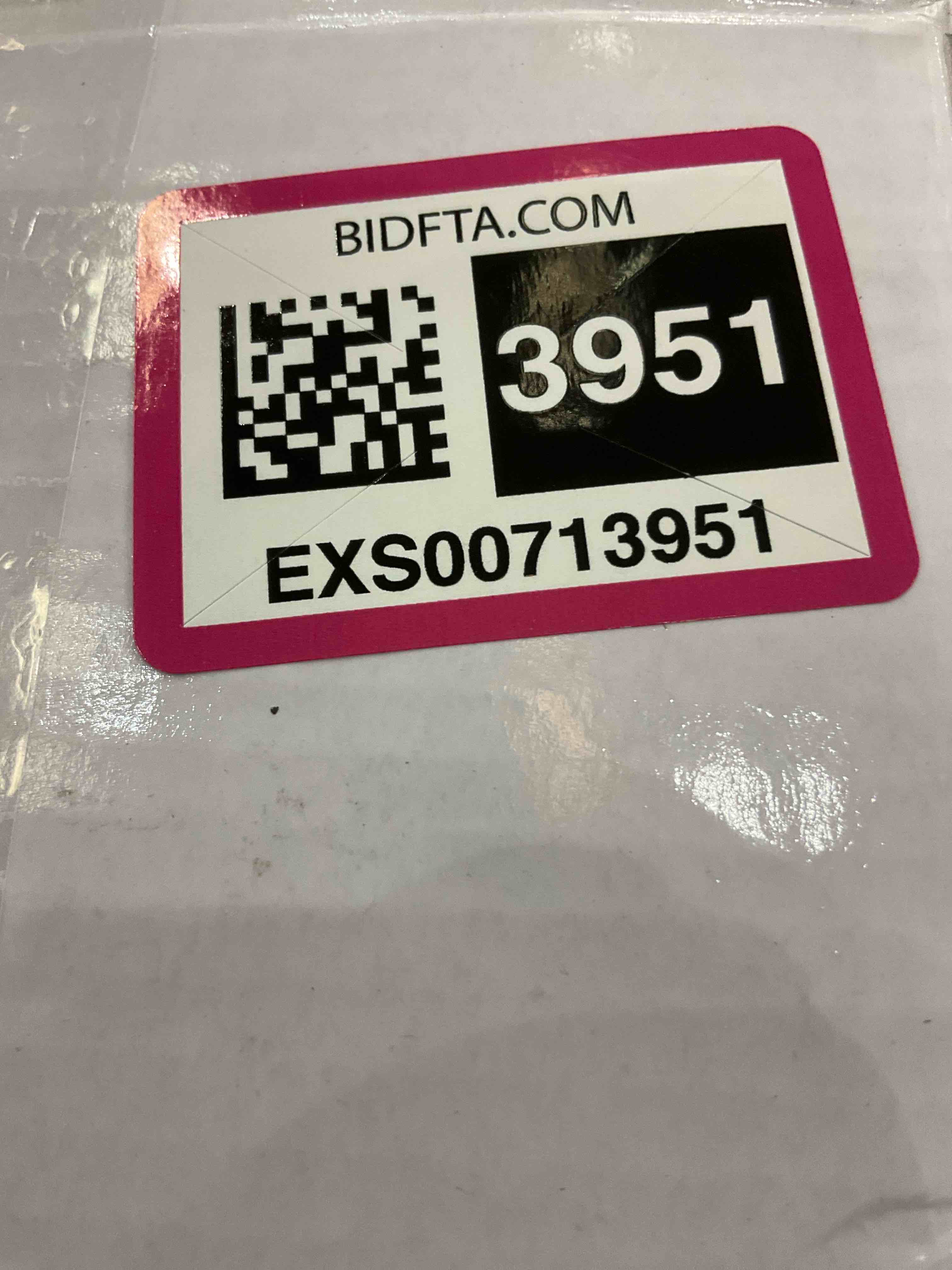 https://s3.amazonaws.com/lotting-images-prod/bidfta/EXS00713951_1702396098098.jpeg