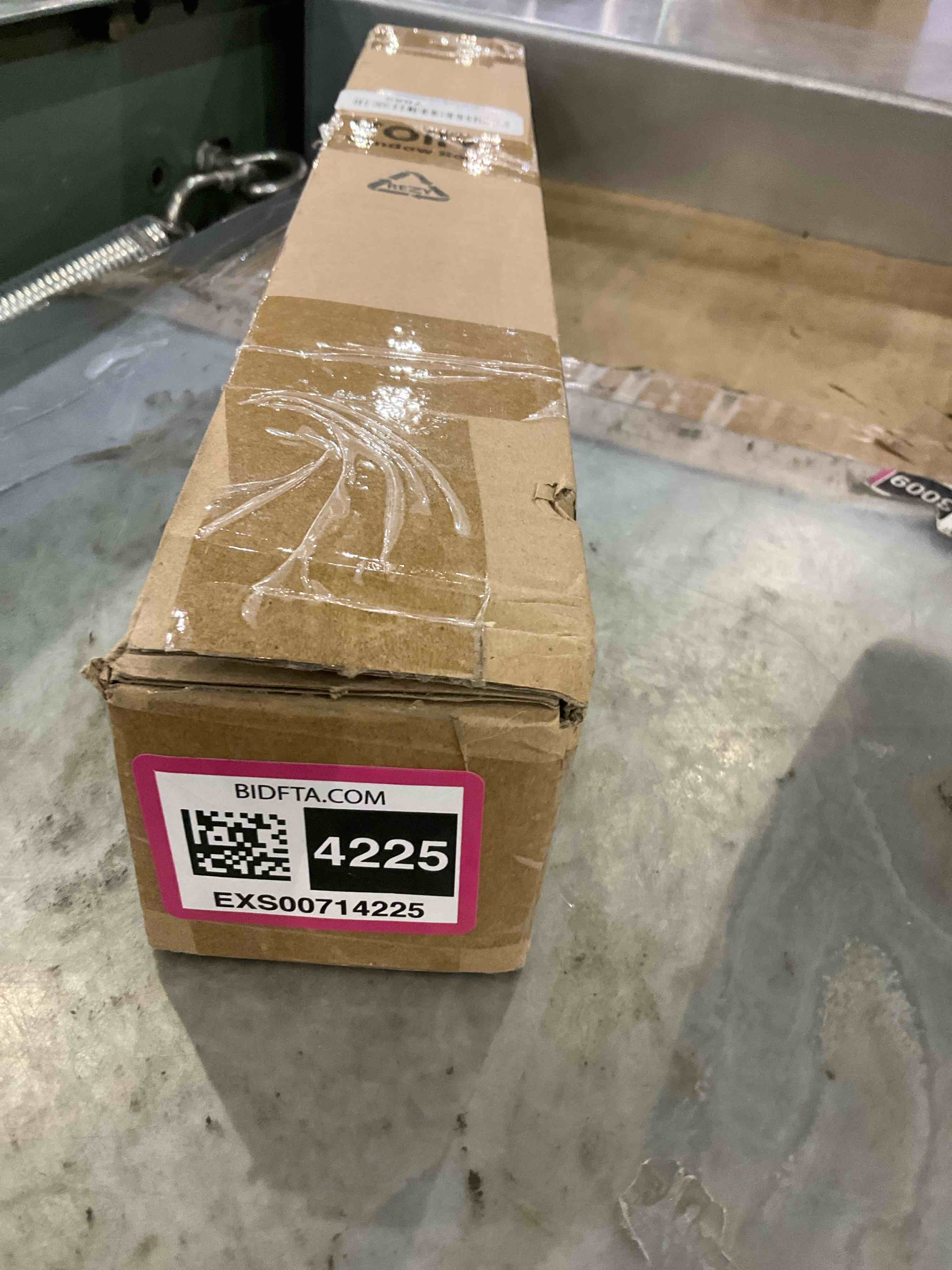 https://s3.amazonaws.com/lotting-images-prod/bidfta/EXS00714225_1703248281516.jpeg