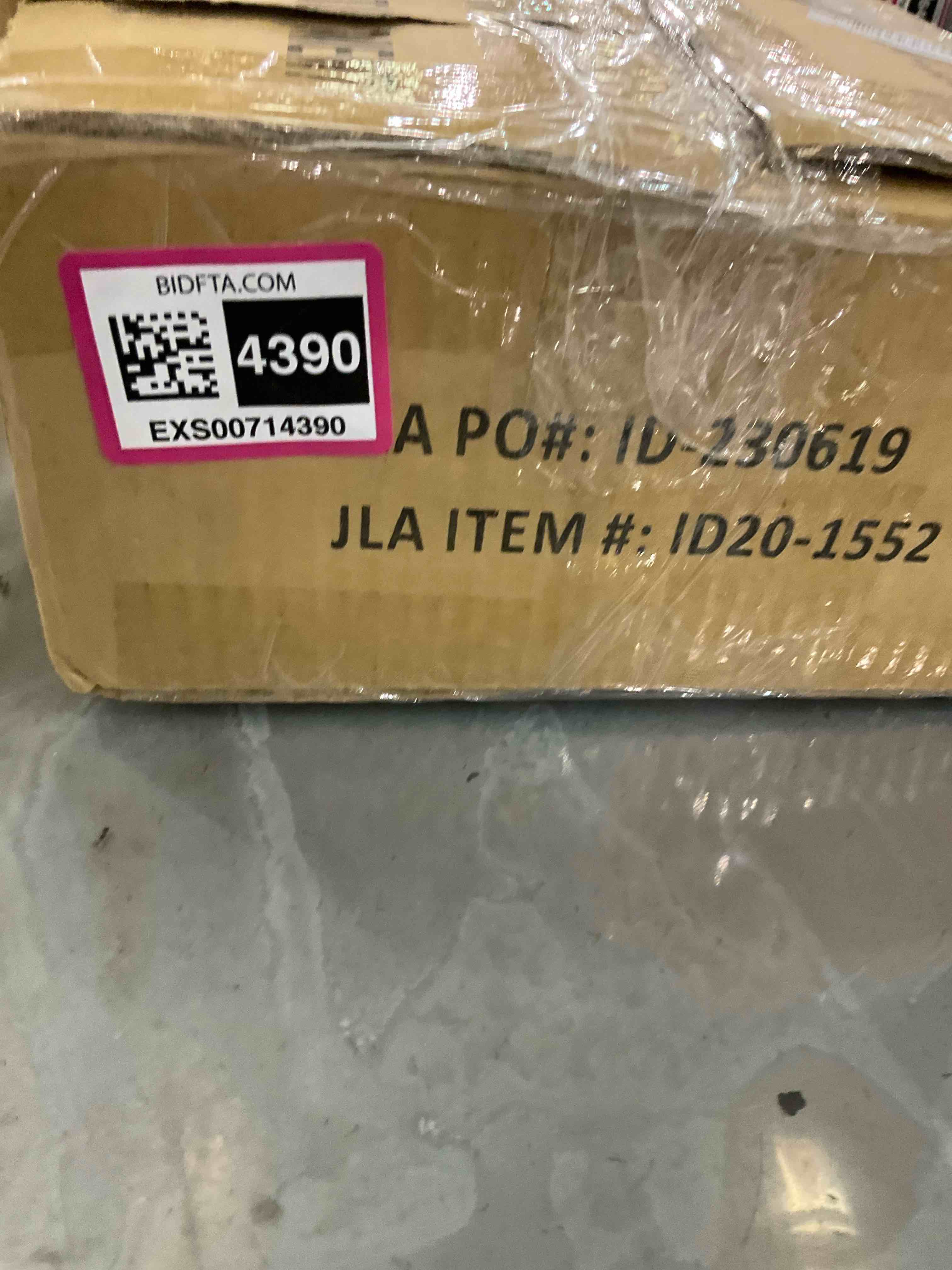 https://s3.amazonaws.com/lotting-images-prod/bidfta/EXS00714390_1703270340298.jpeg