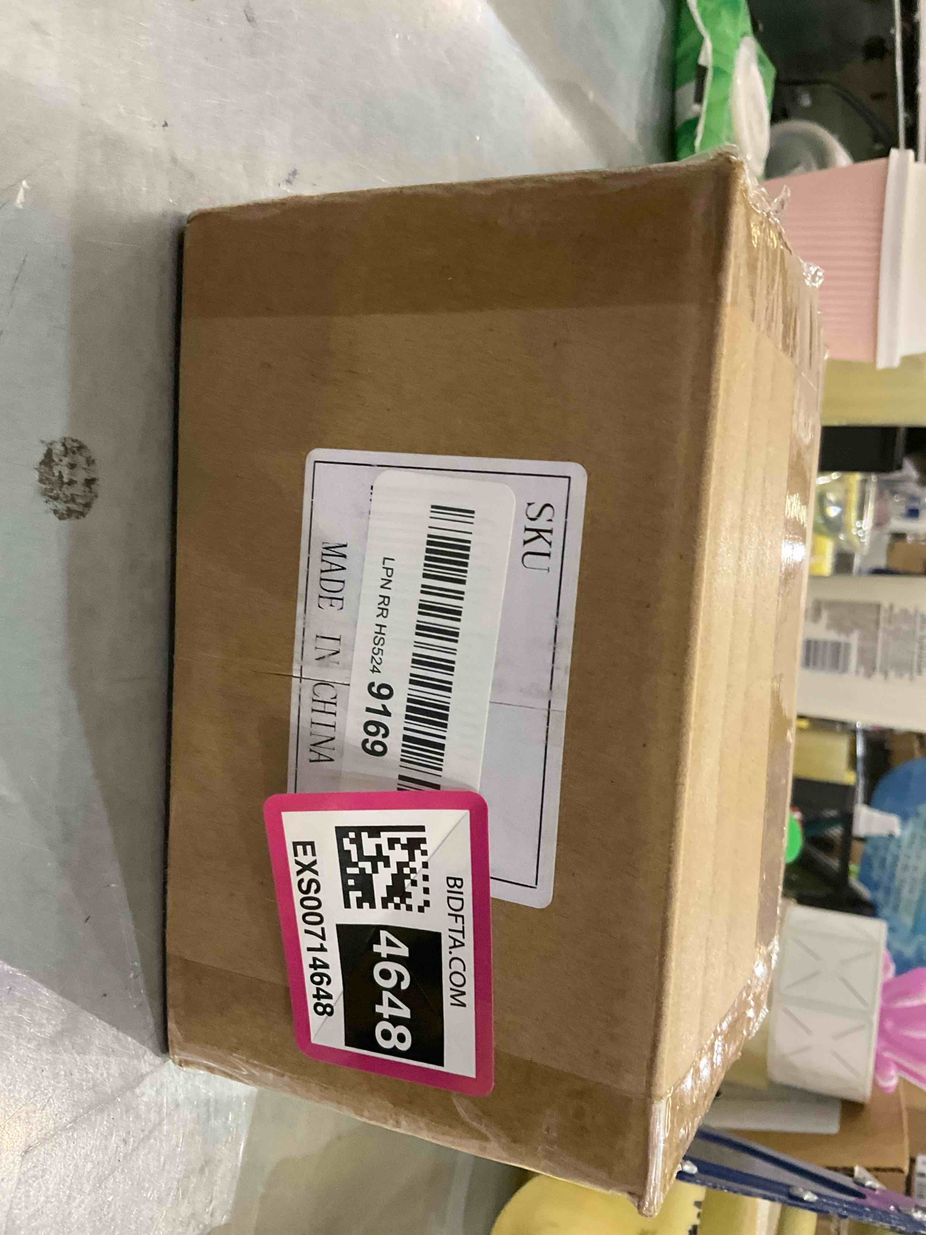 https://s3.amazonaws.com/lotting-images-prod/bidfta/EXS00714648_1702059961395.jpeg