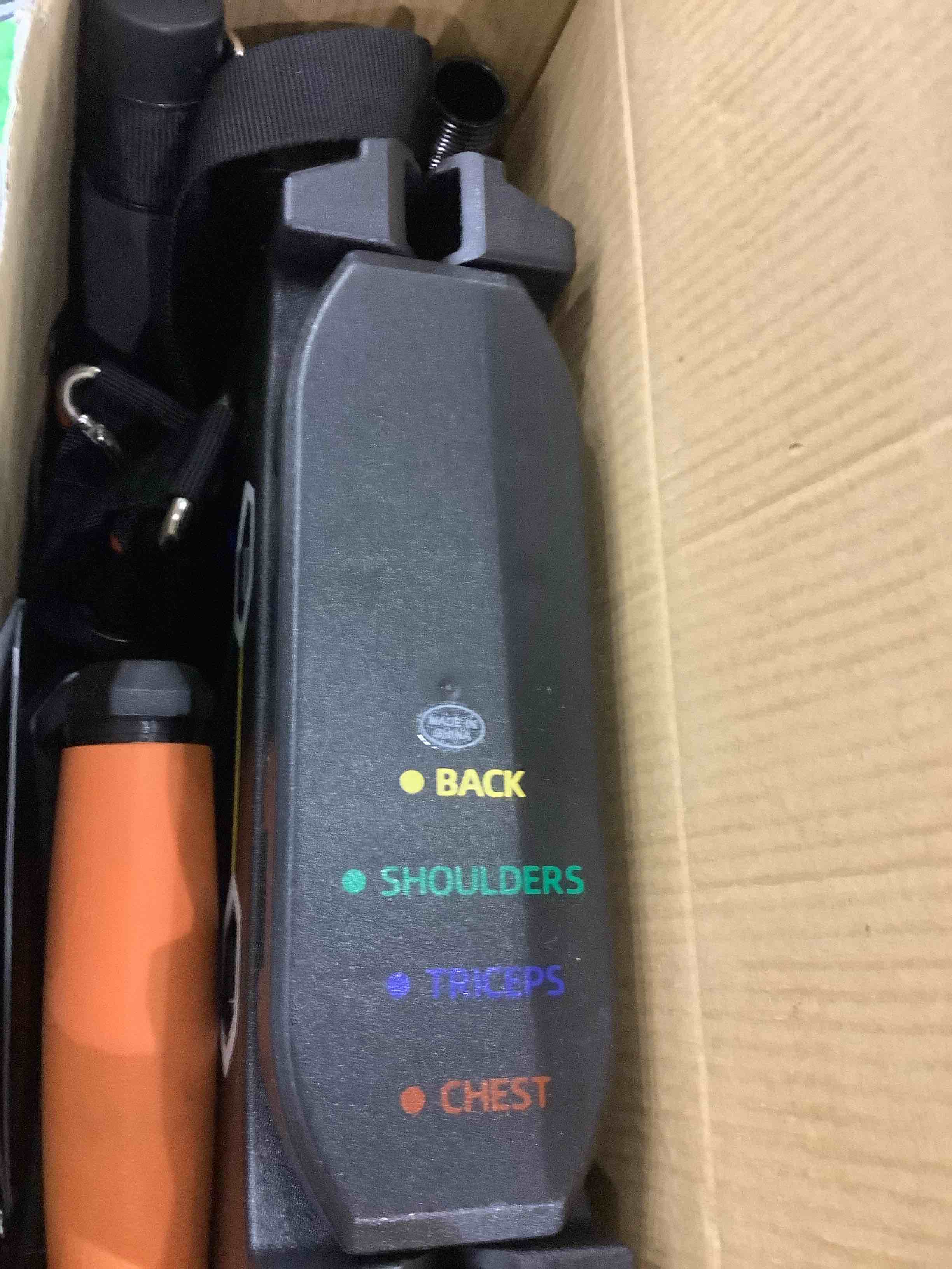 https://s3.amazonaws.com/lotting-images-prod/bidfta/EXS00714947_1702470396435.jpeg