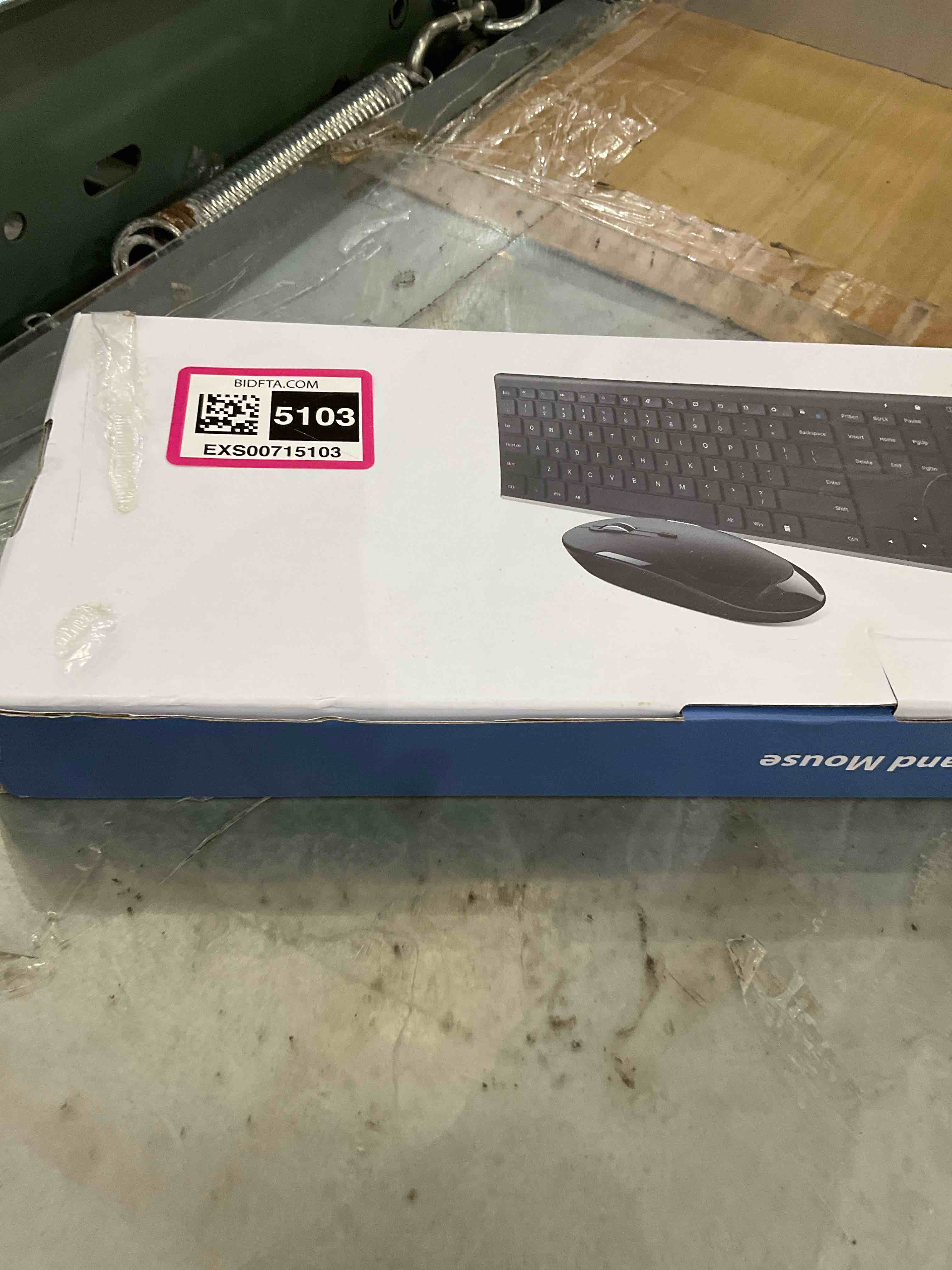 https://s3.amazonaws.com/lotting-images-prod/bidfta/EXS00715103_1702492121139.jpeg