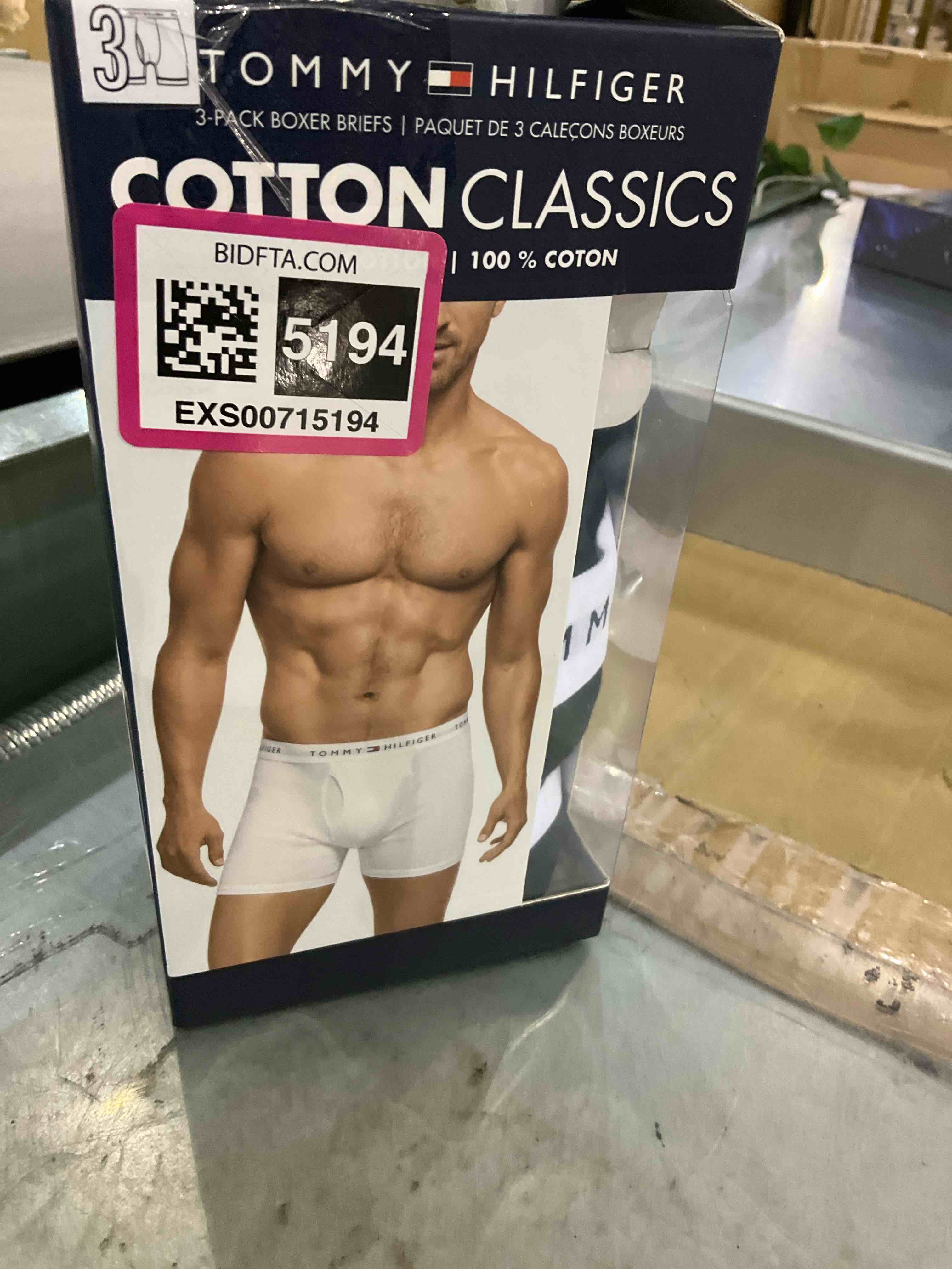 Tommy Hilfiger Men's 3-Pack Cotton Boxer Brief, Black, Small(28-30)