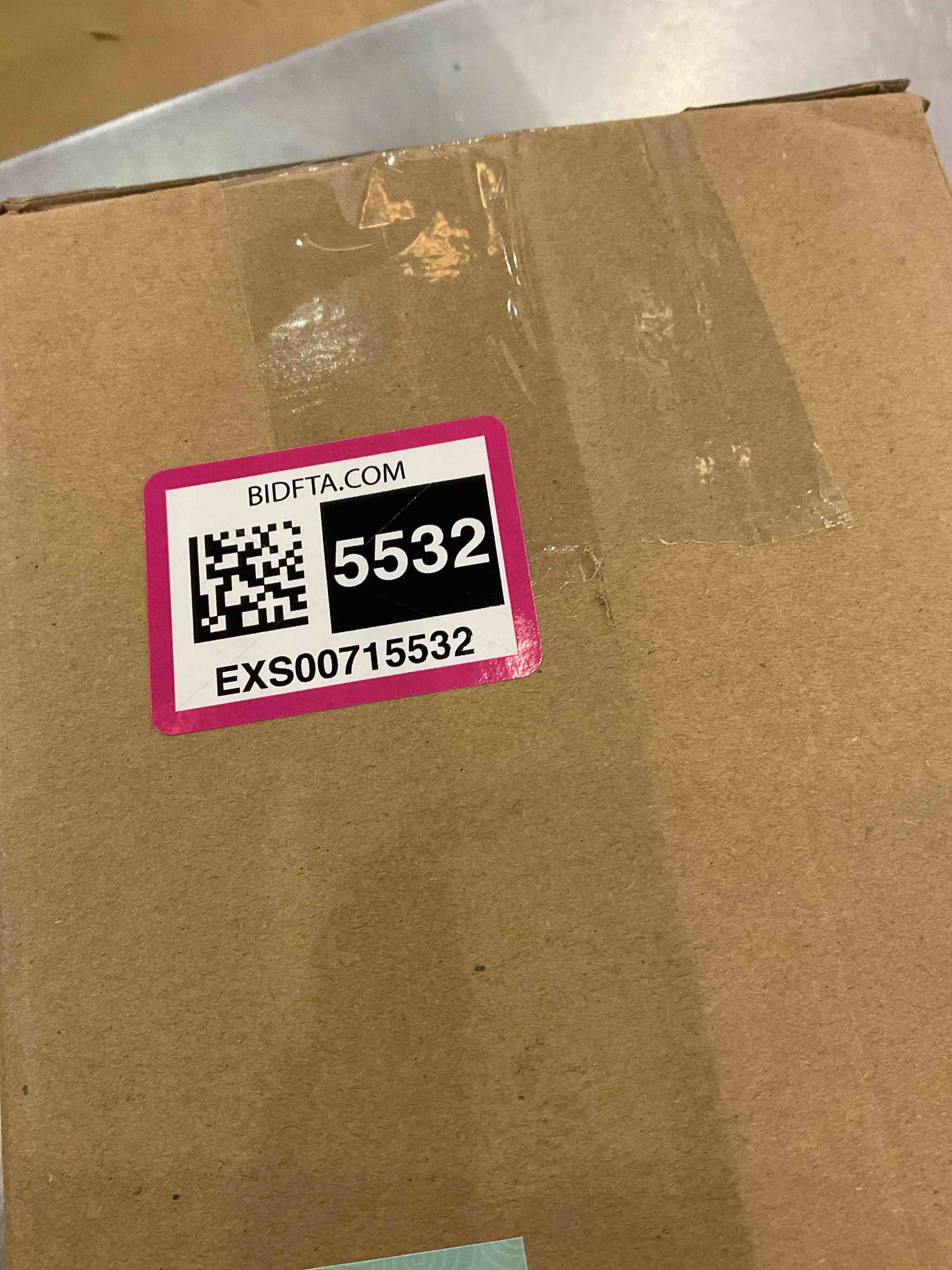 https://s3.amazonaws.com/lotting-images-prod/bidfta/EXS00715532_1702307103087.jpeg