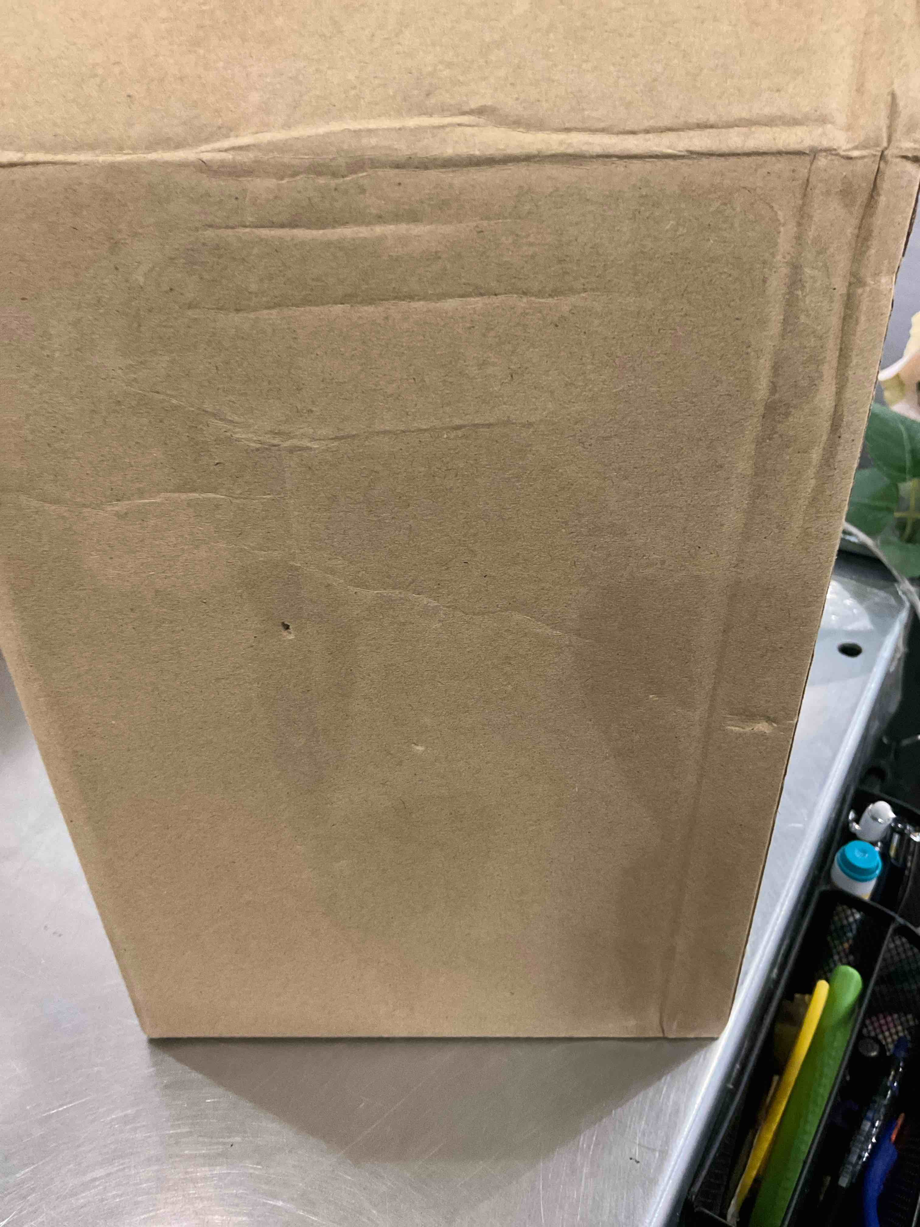 https://s3.amazonaws.com/lotting-images-prod/bidfta/EXS00715725_1702396303365.jpeg