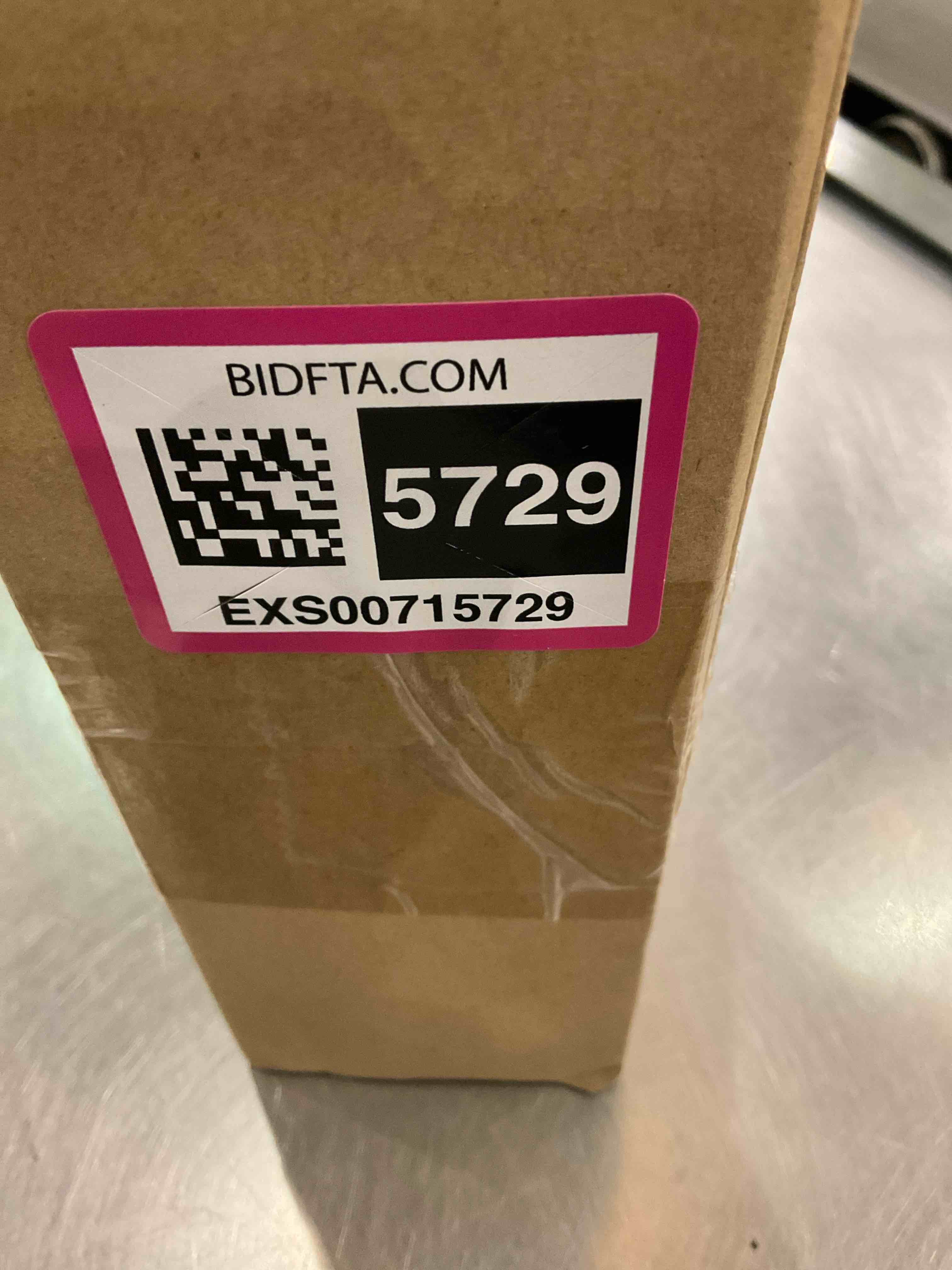 https://s3.amazonaws.com/lotting-images-prod/bidfta/EXS00715729_1702396814805.jpeg