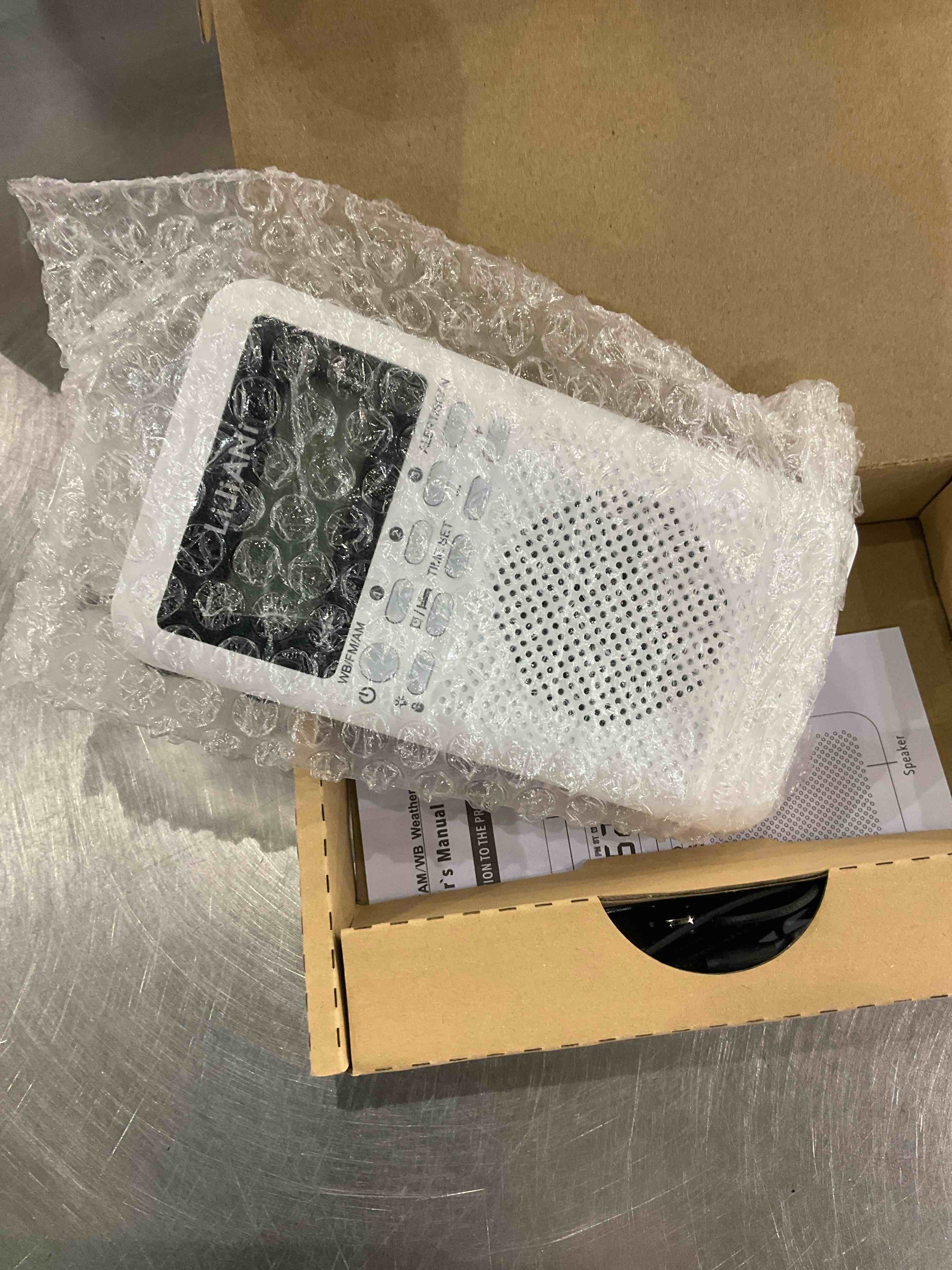 https://s3.amazonaws.com/lotting-images-prod/bidfta/EXS00715808_1702469655908.jpeg
