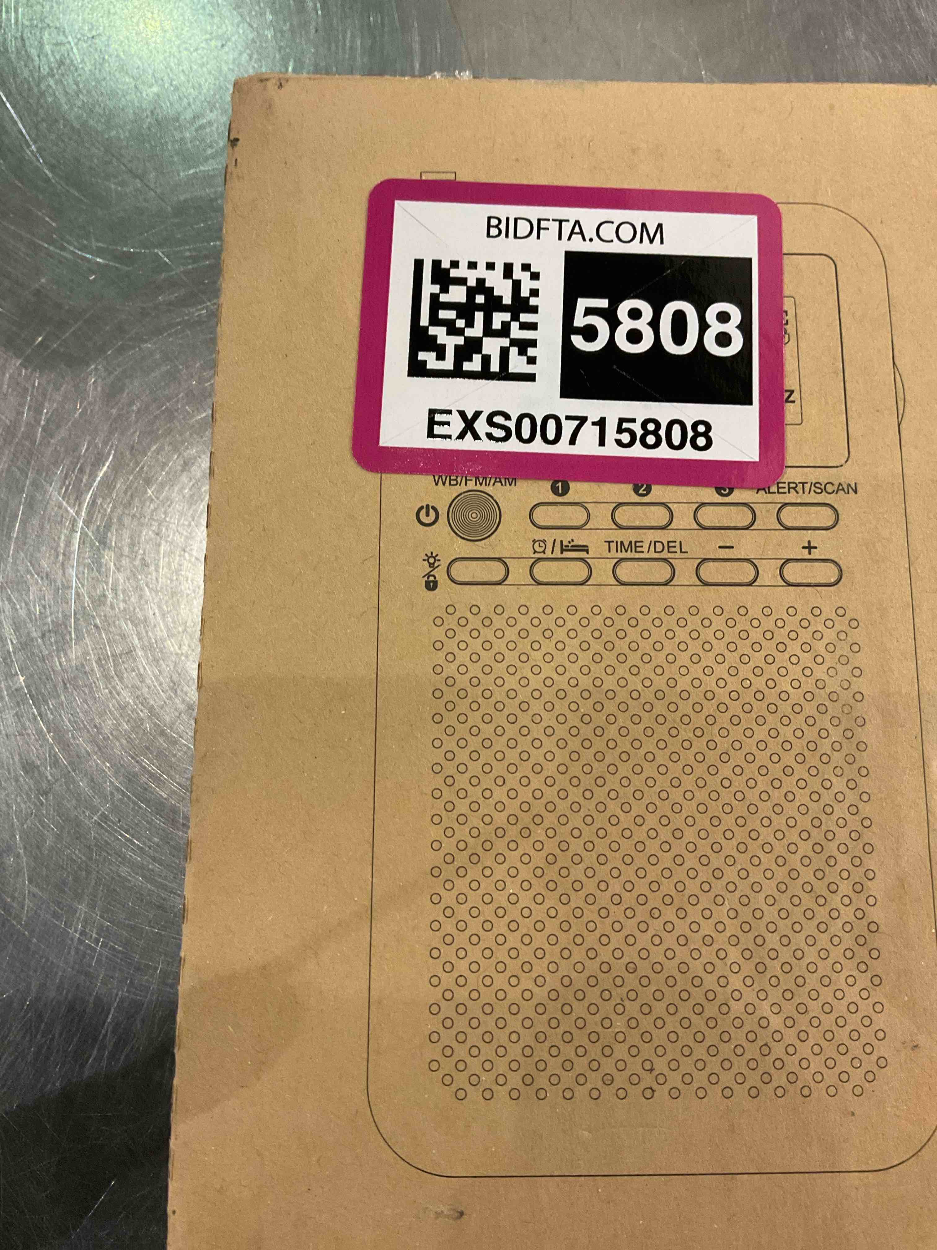 https://s3.amazonaws.com/lotting-images-prod/bidfta/EXS00715808_1702469691980.jpeg