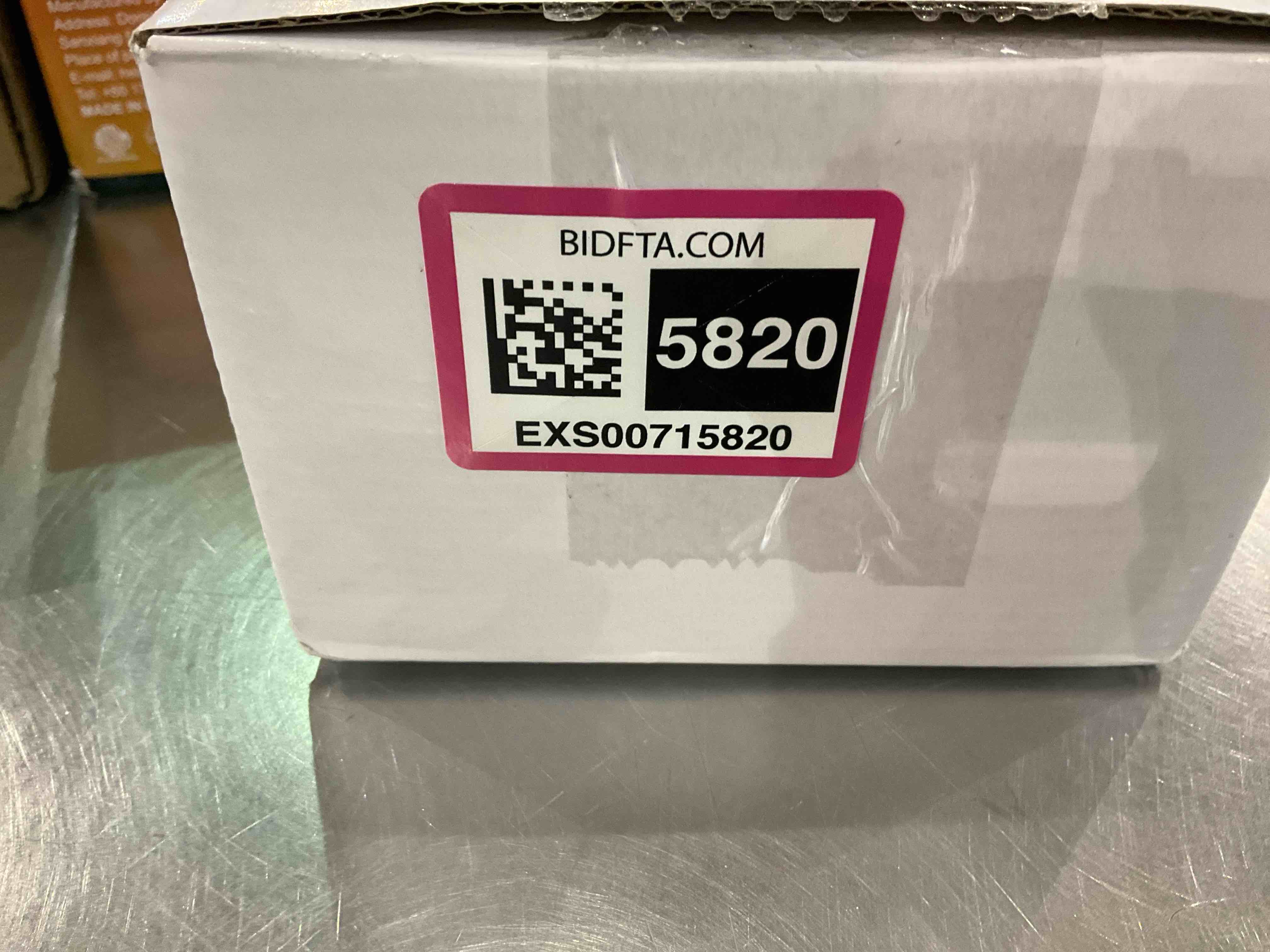 https://s3.amazonaws.com/lotting-images-prod/bidfta/EXS00715820_1702470985625.jpeg