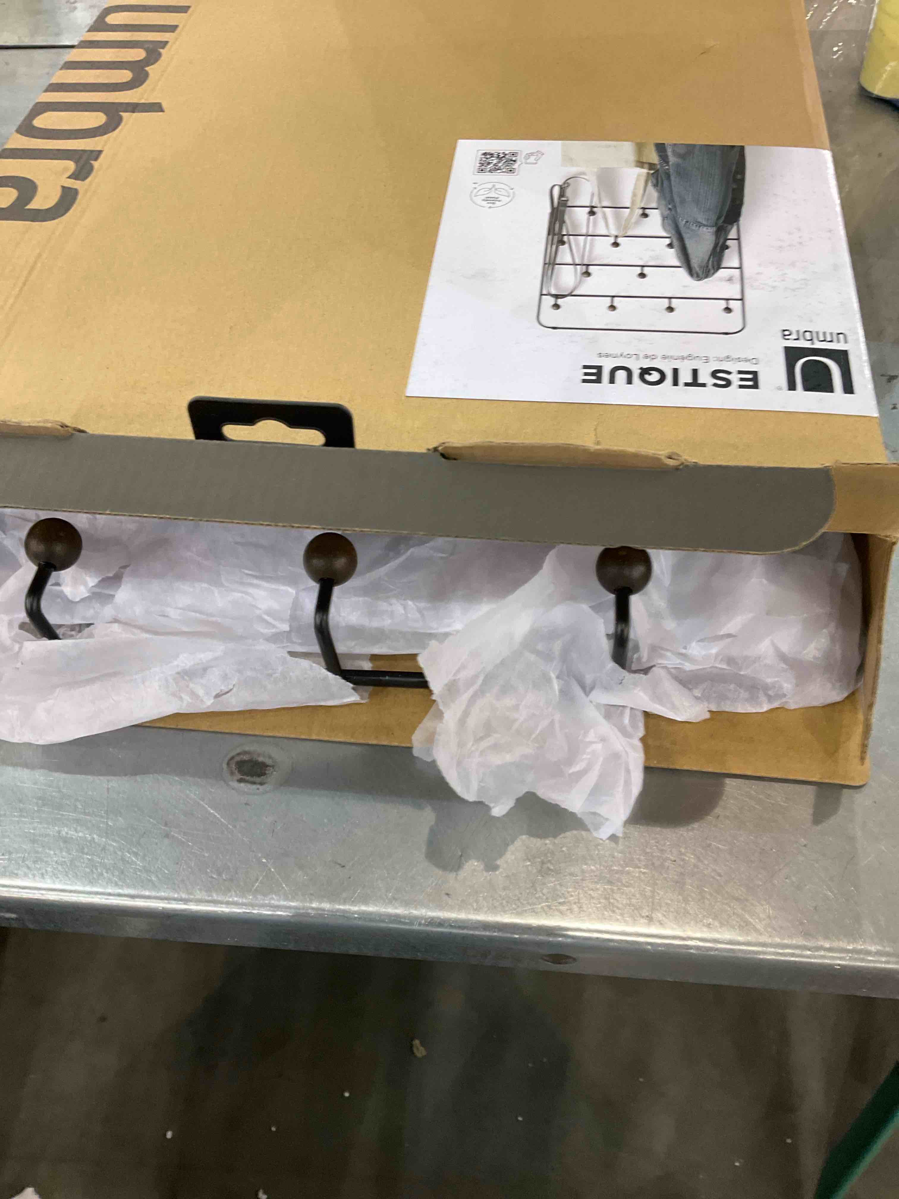 https://s3.amazonaws.com/lotting-images-prod/bidfta/EXS00718017_1702559080959.jpeg