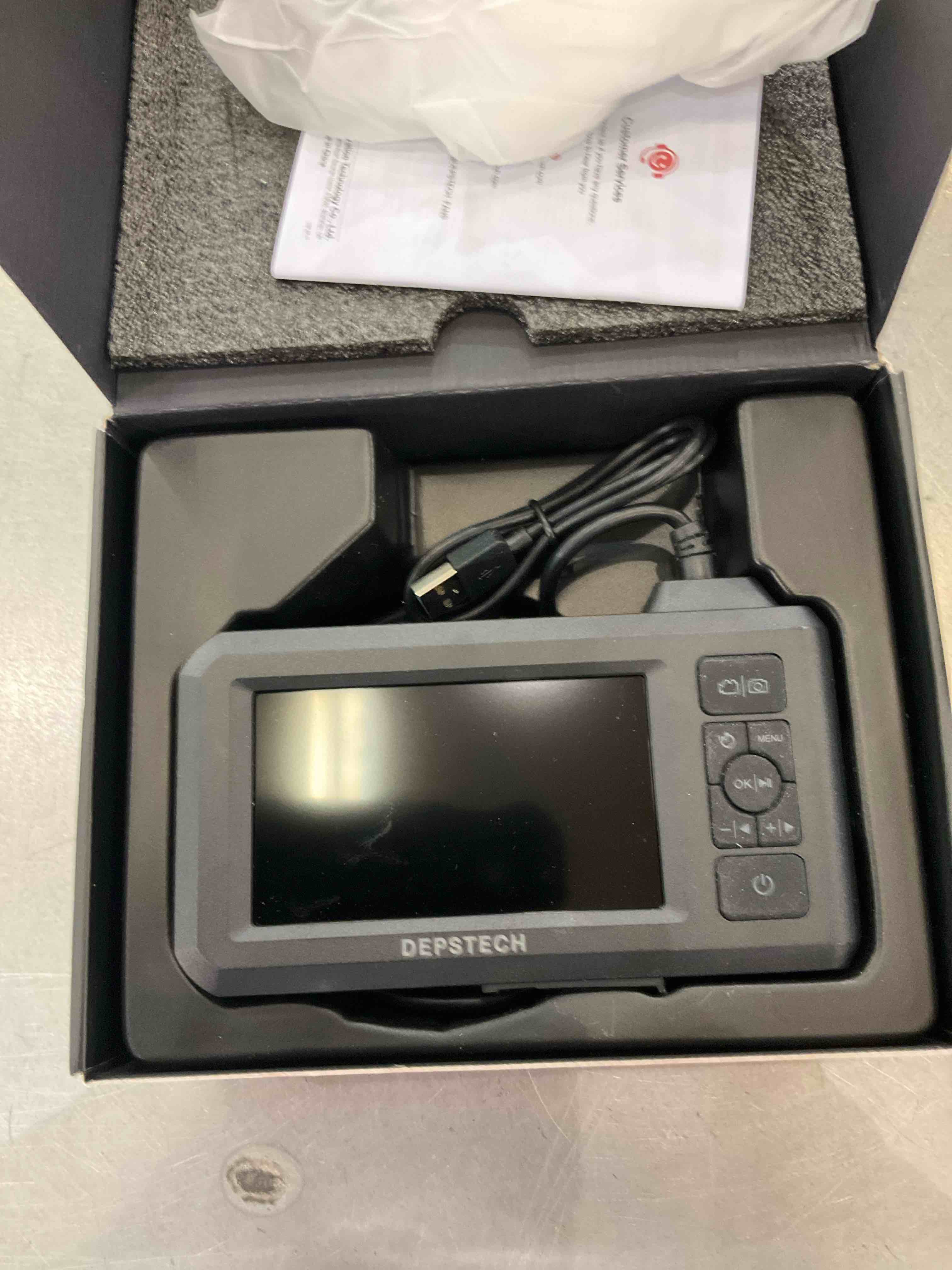 https://s3.amazonaws.com/lotting-images-prod/bidfta/EXS00718158_1702581841767.jpeg