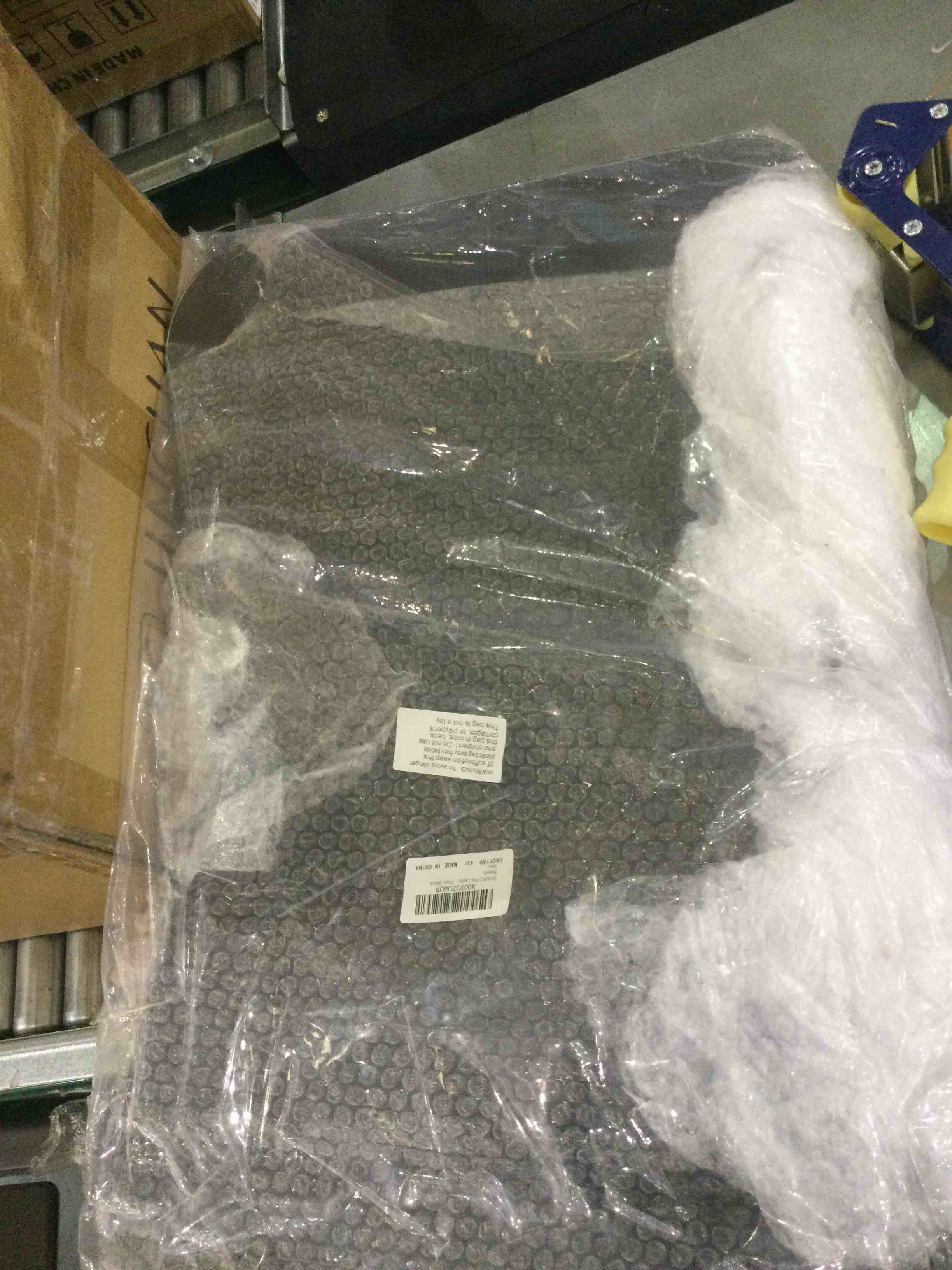 https://s3.amazonaws.com/lotting-images-prod/bidfta/EXS00718548_1701873145726.jpeg