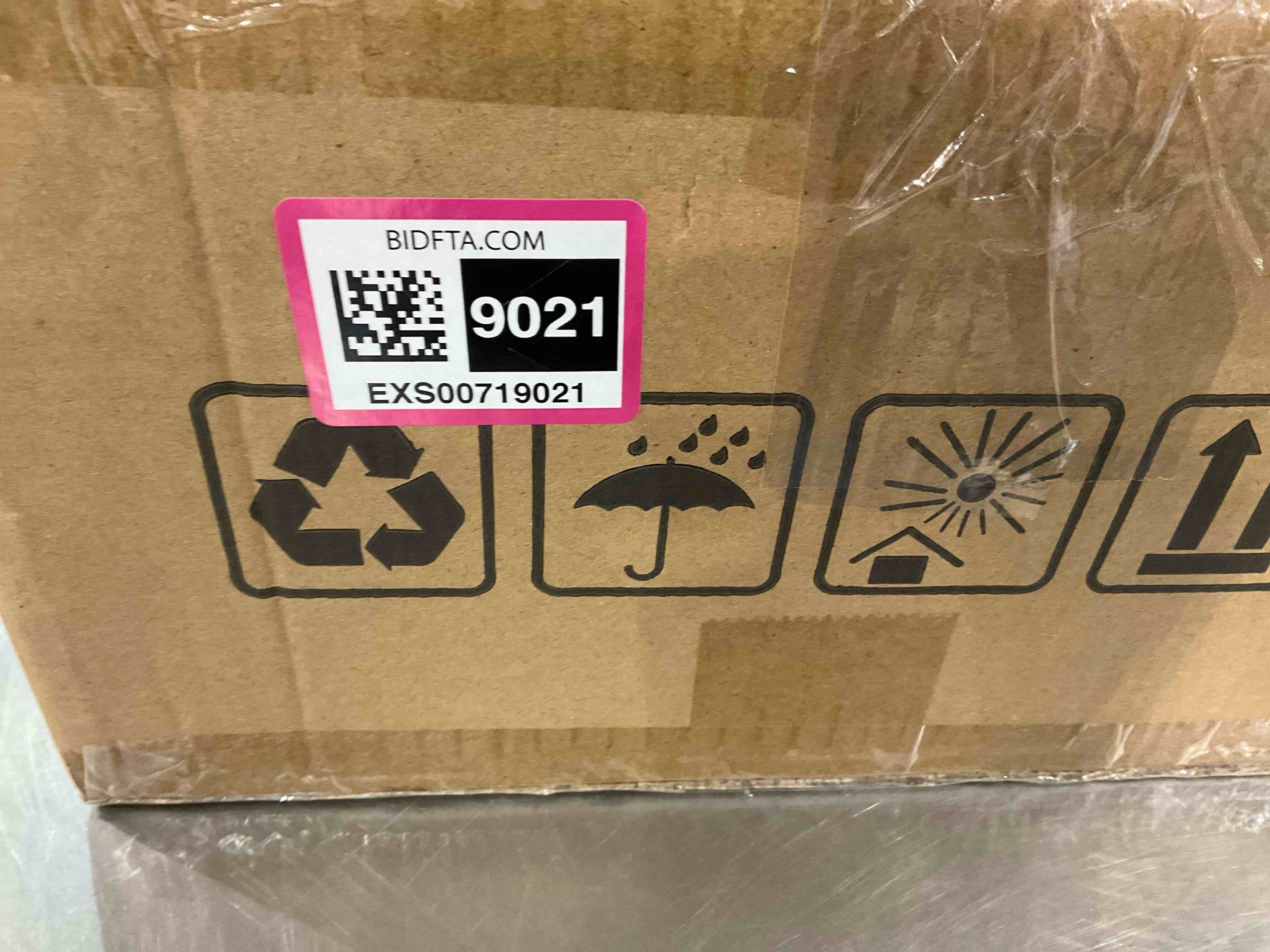 https://s3.amazonaws.com/lotting-images-prod/bidfta/EXS00719021_1702565394425.jpeg