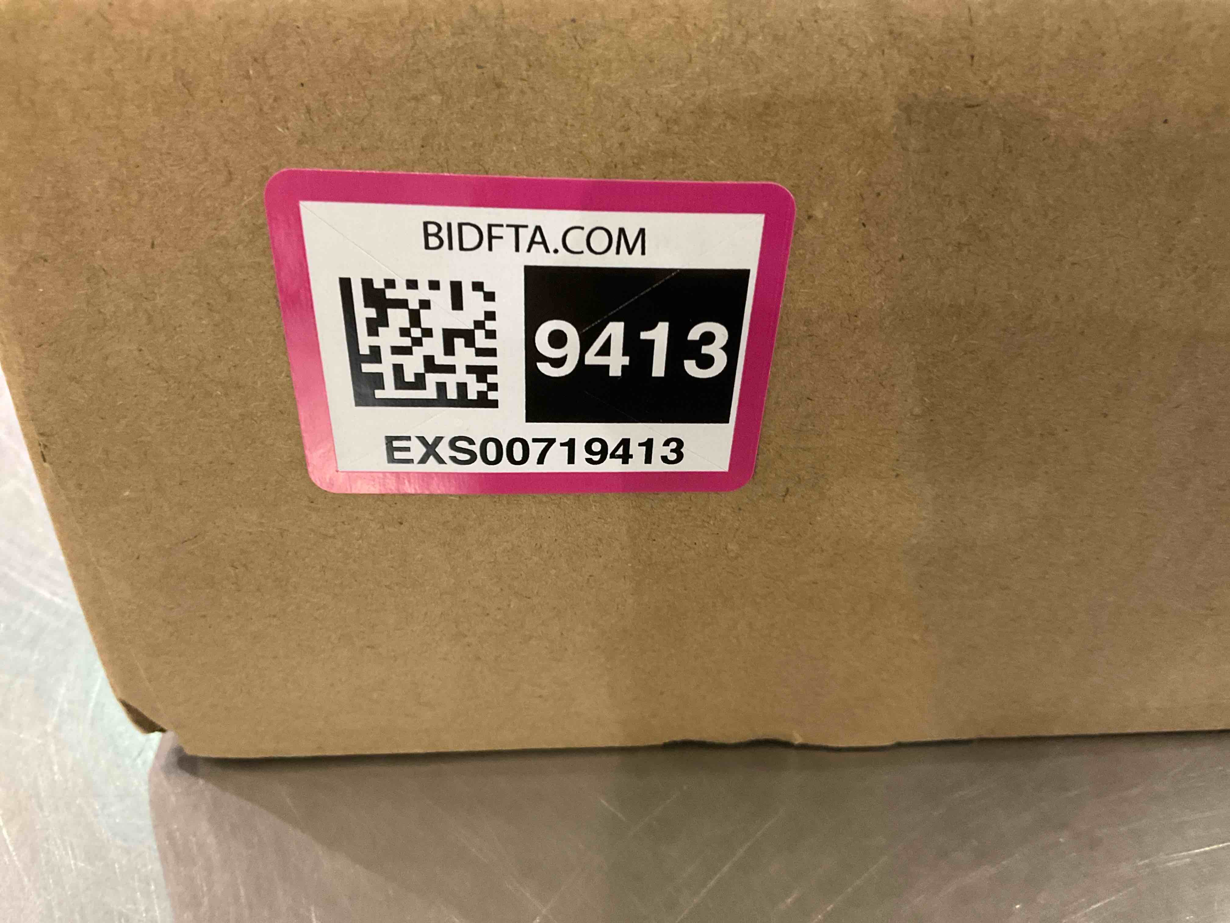 https://s3.amazonaws.com/lotting-images-prod/bidfta/EXS00719413_1702928620126.jpeg